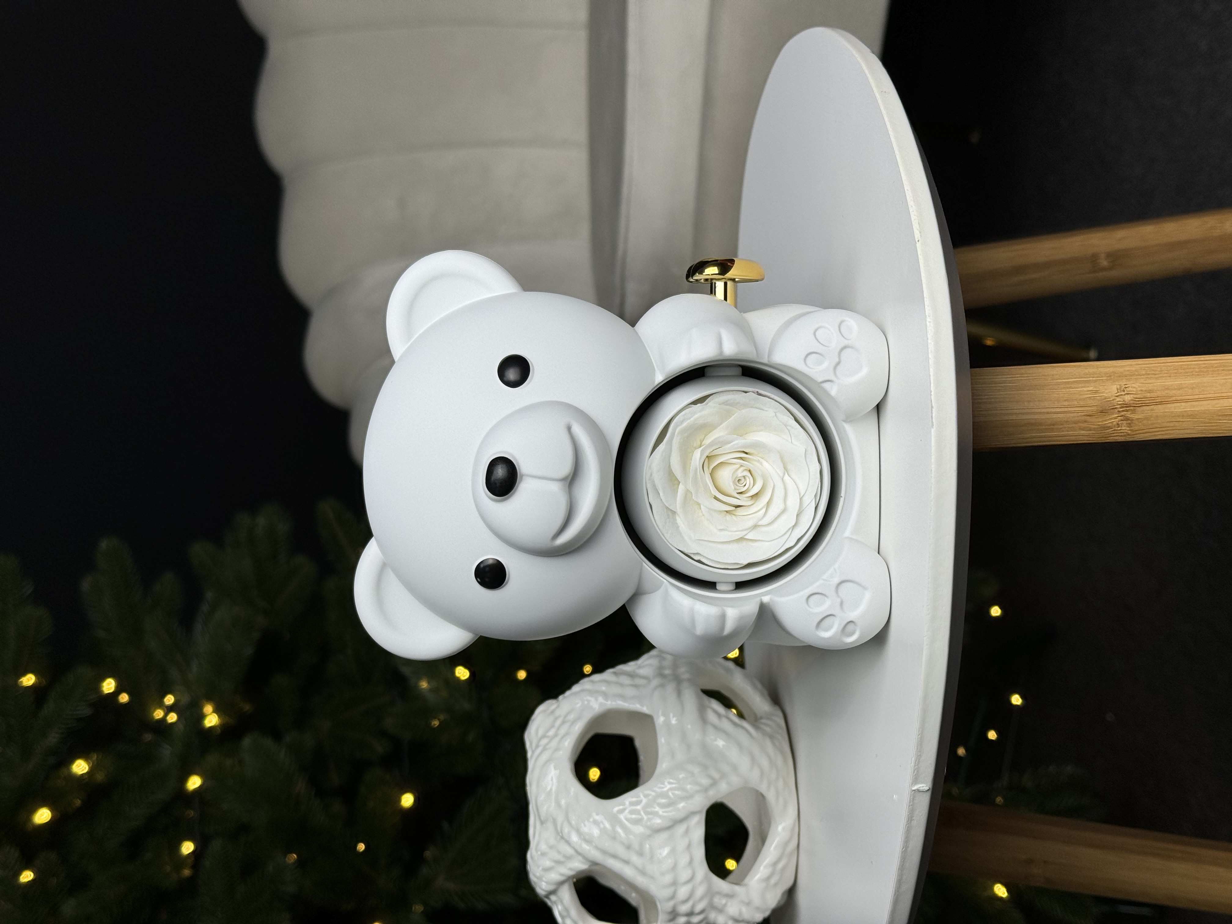 Скринька-ведмедик білого кольору з вічною трояндою та кулоном🤍