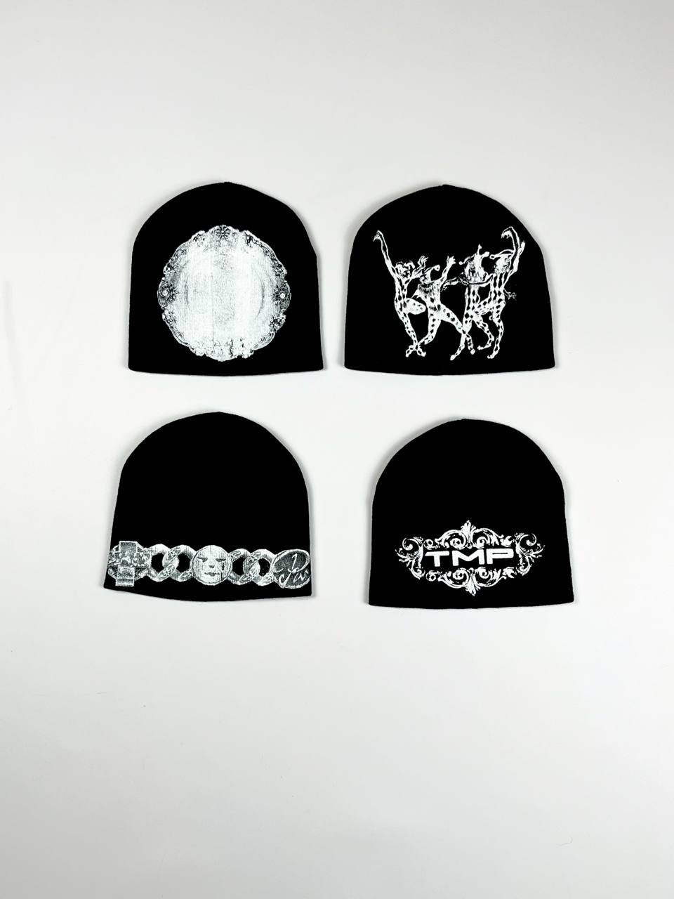 Шапки від PTEROWEAR