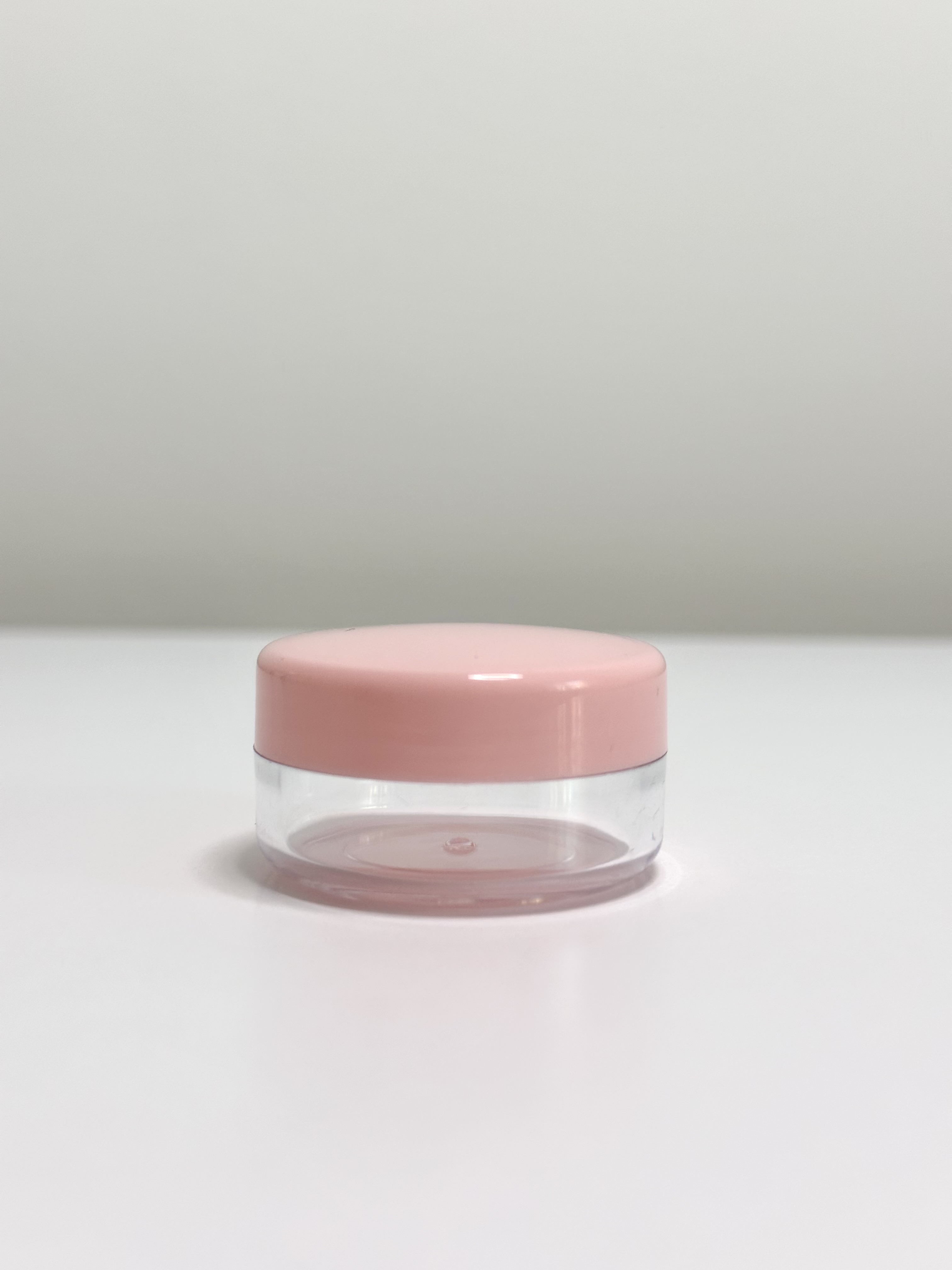 Баночка косметична 10 мл пластикова (рожева кришка)