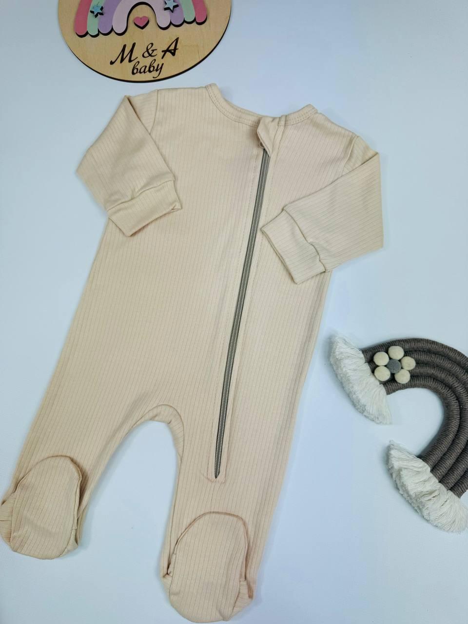 Чоловічок для новонародженого з інтерлоку (розмір 62, 68)