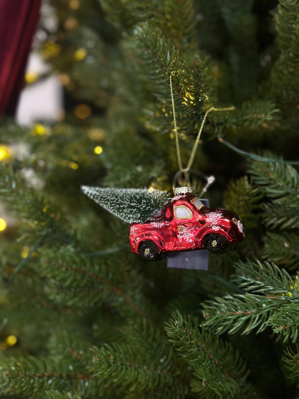Ялинкова прикраса Вантажівка, 8 см, колір - червоний