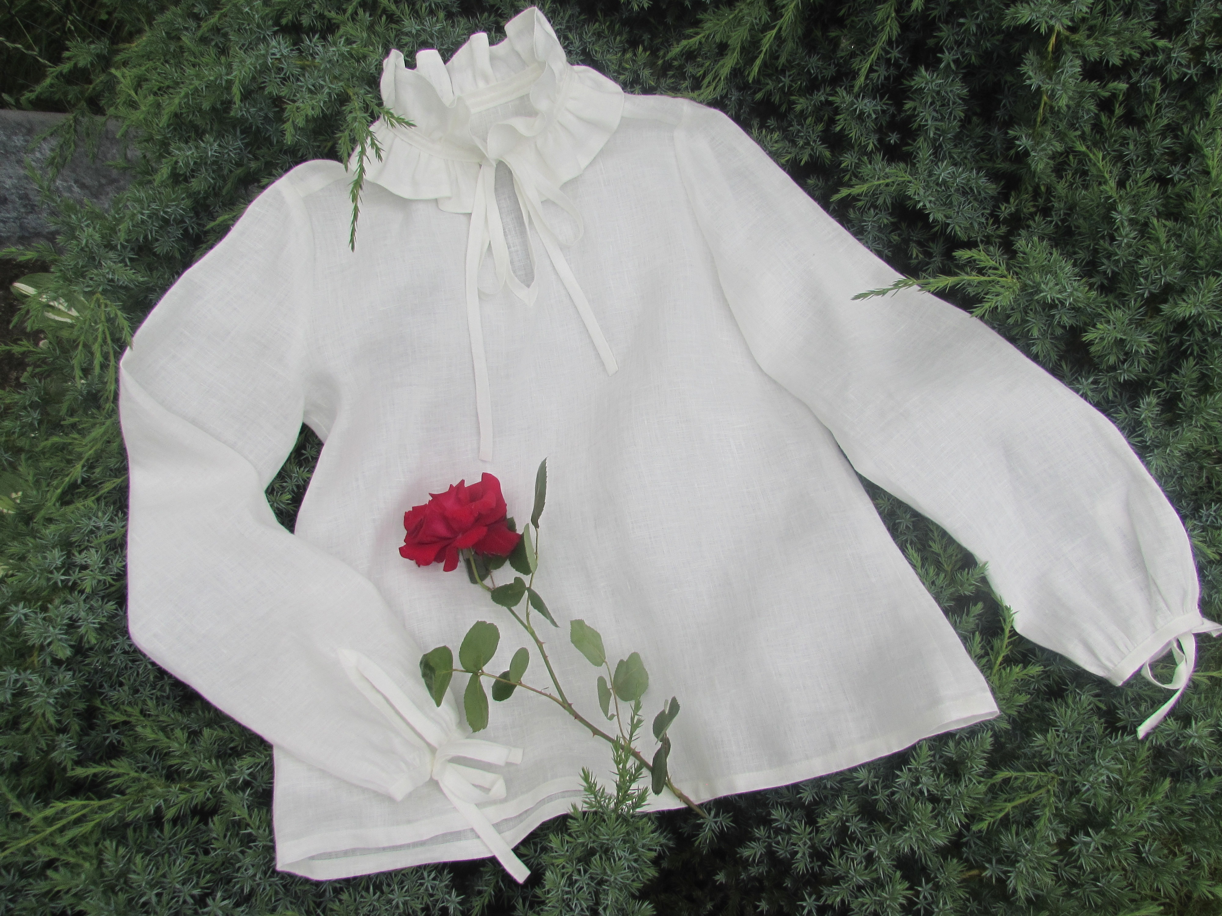 Biela blúzka White Swan