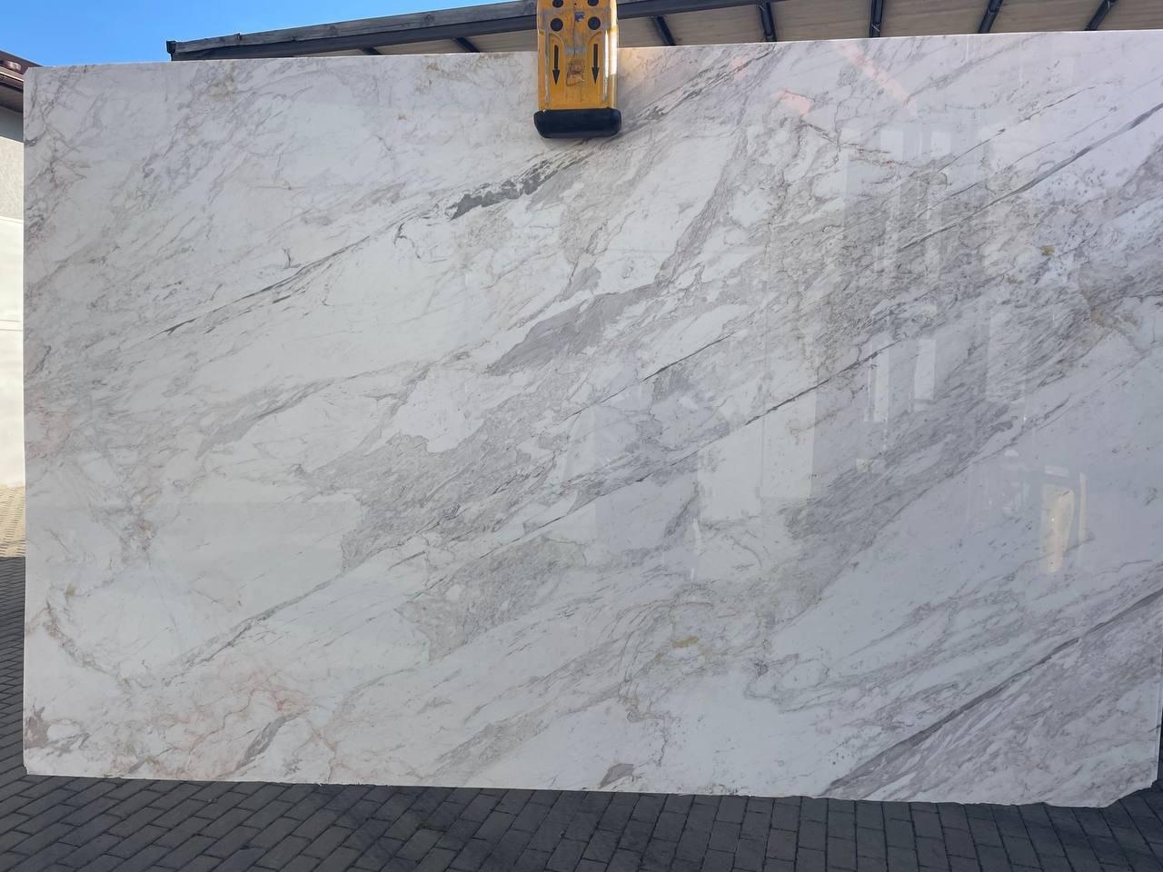 Мармур Volocas Statuario