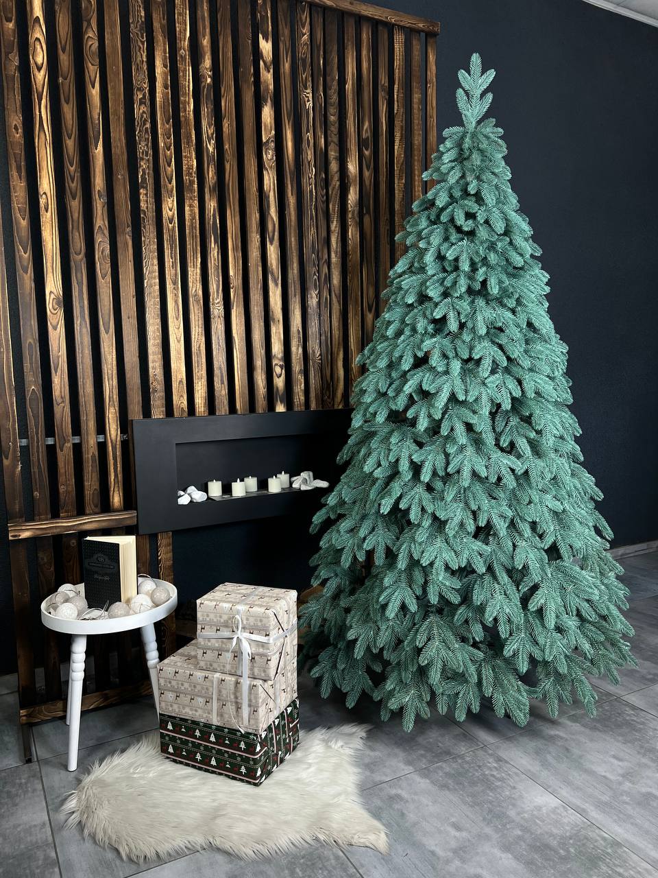 Ялинка «Роял» блакитна - 2.1м. 🫐