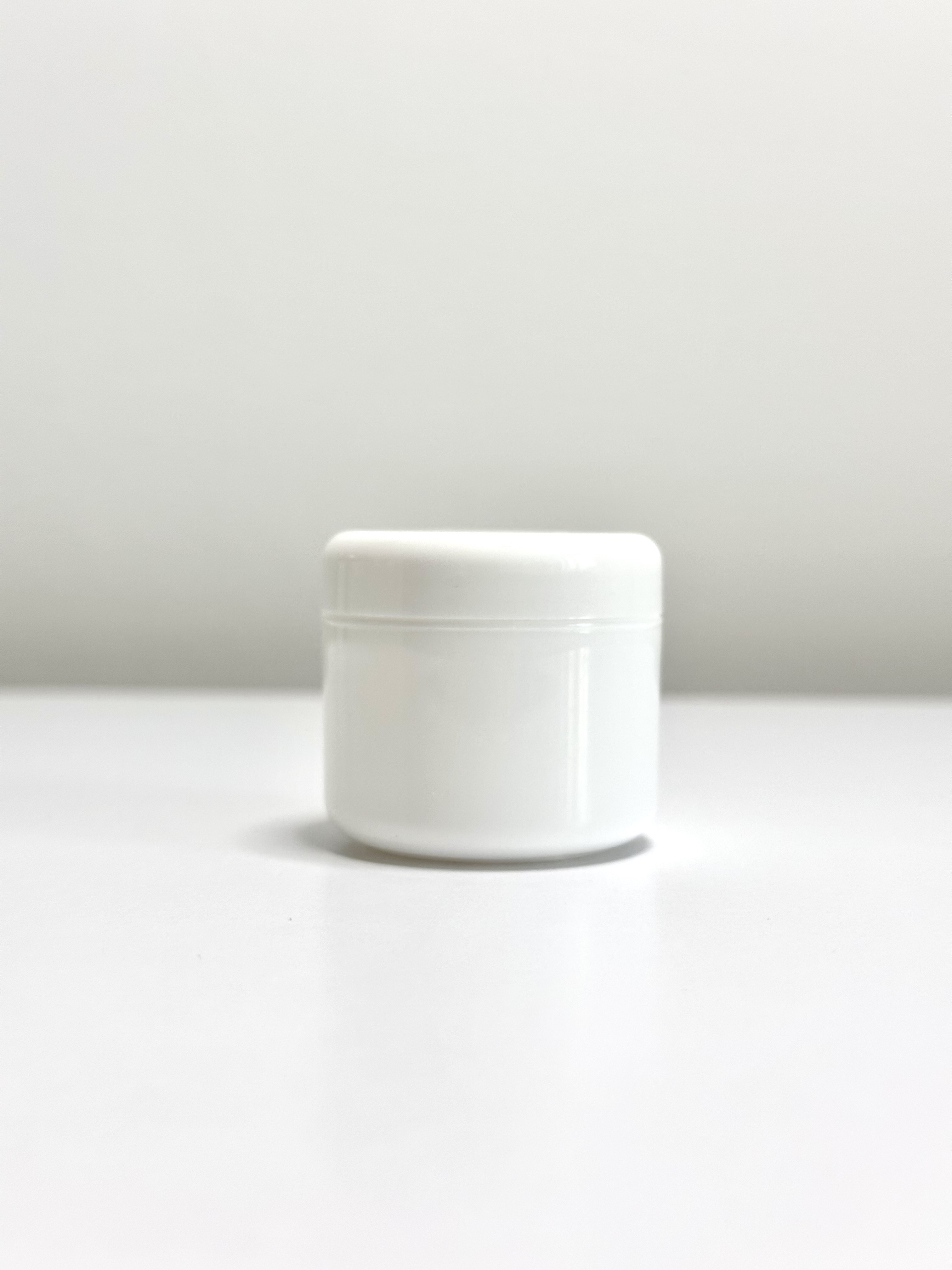 Баночка косметична 30 мл пластикова біла