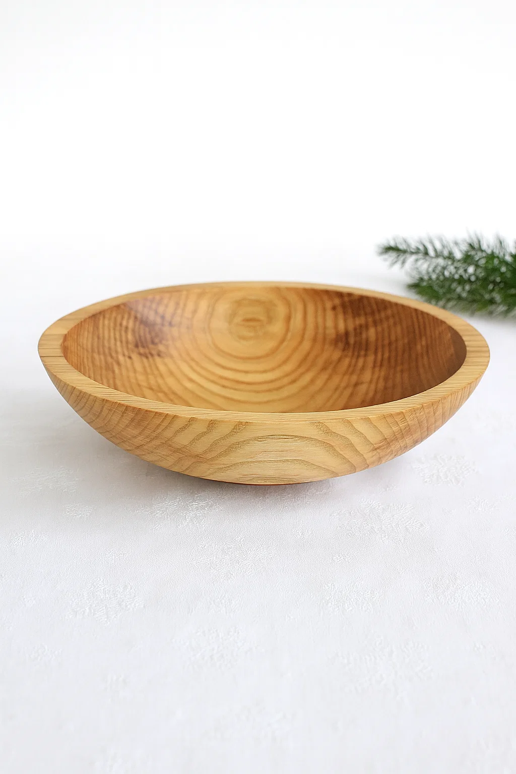 Ясеновий салатник для різдвяного столу