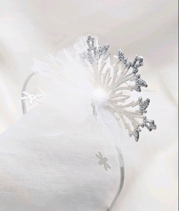 сніжинка на обручі