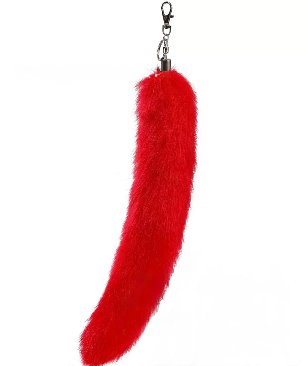 Хвіст для квадробіки на карабіні середній Червоний