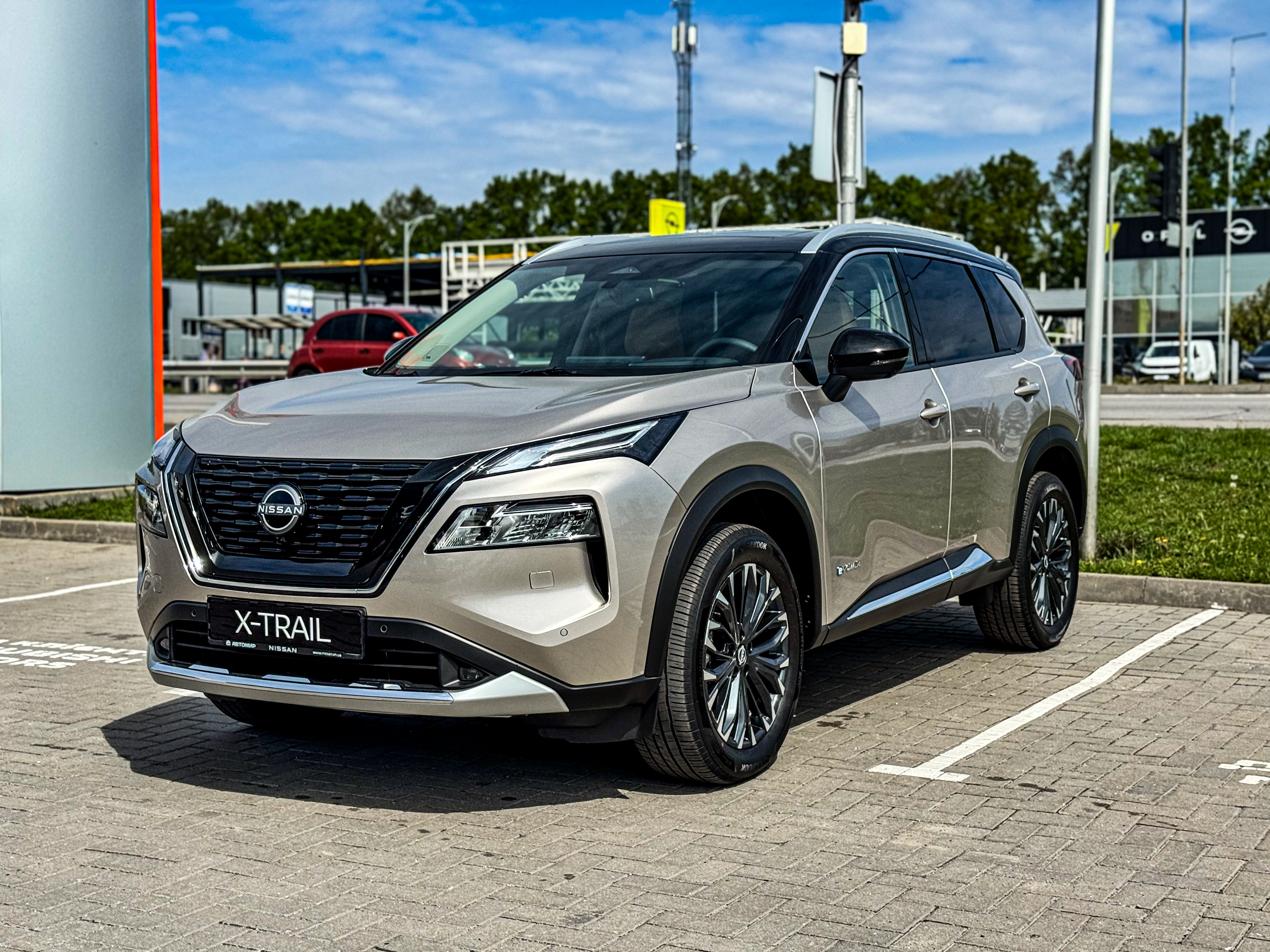 Nissan X-Trail 1.5 VC-T e-Power (213 к.с.) e-4orce 5st Tekna+ 2024