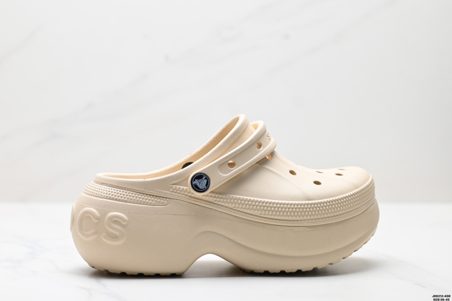 Crocs Simple Okrągłe Kapcie z Zamkniętymi Palcami 01