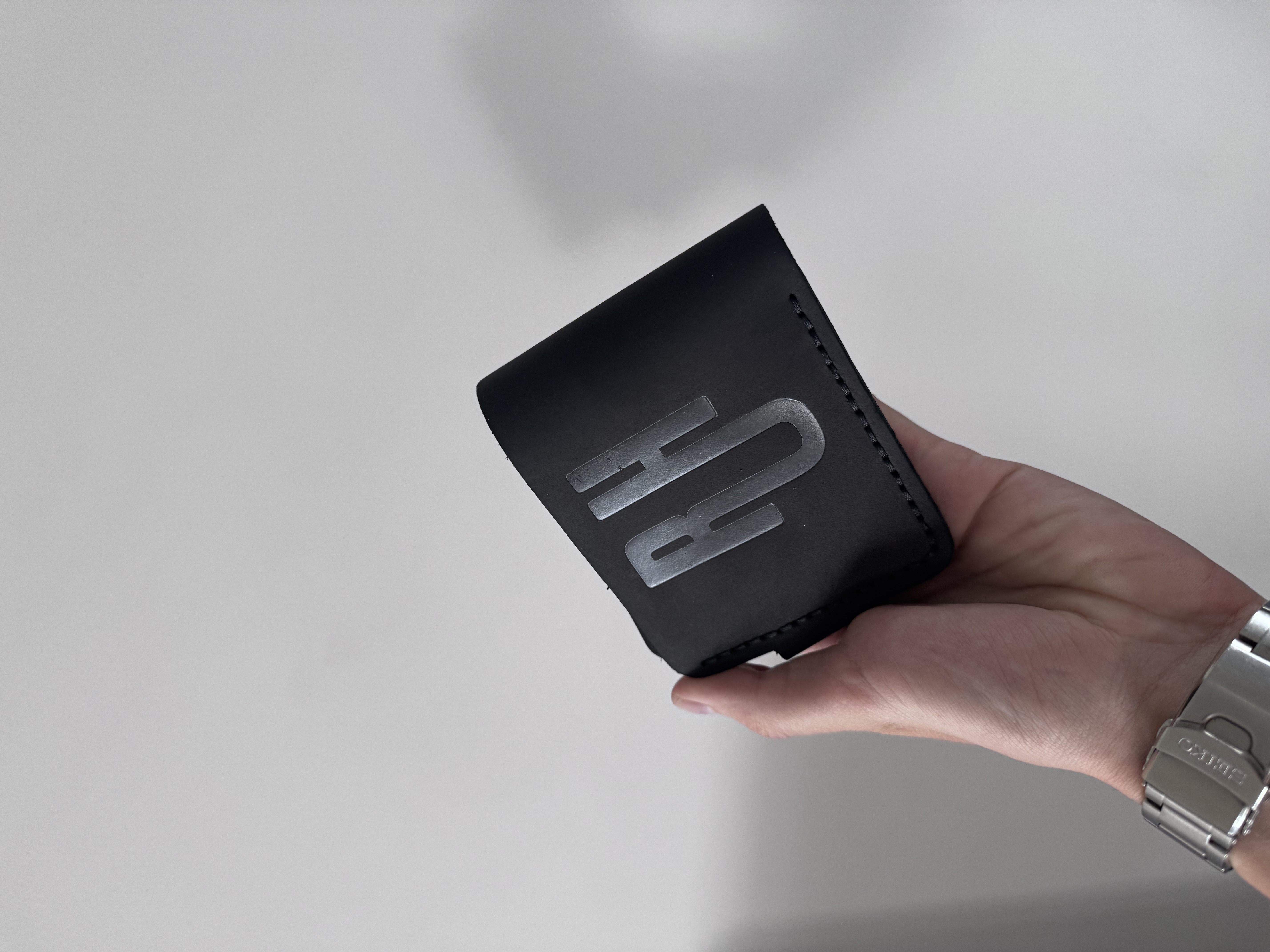 Black gloss money holder