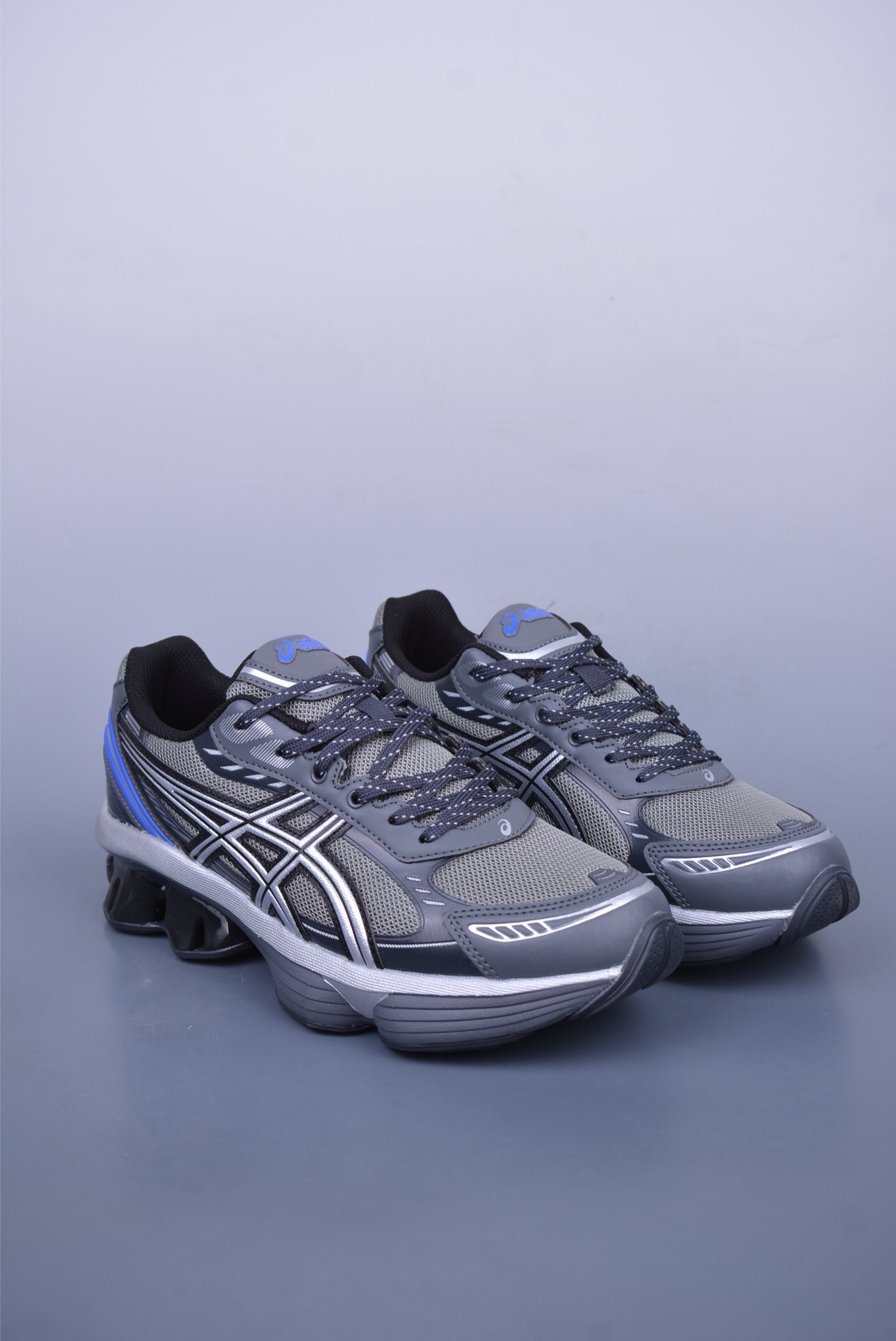 Asics Gel-Kinetic  1203A799-020