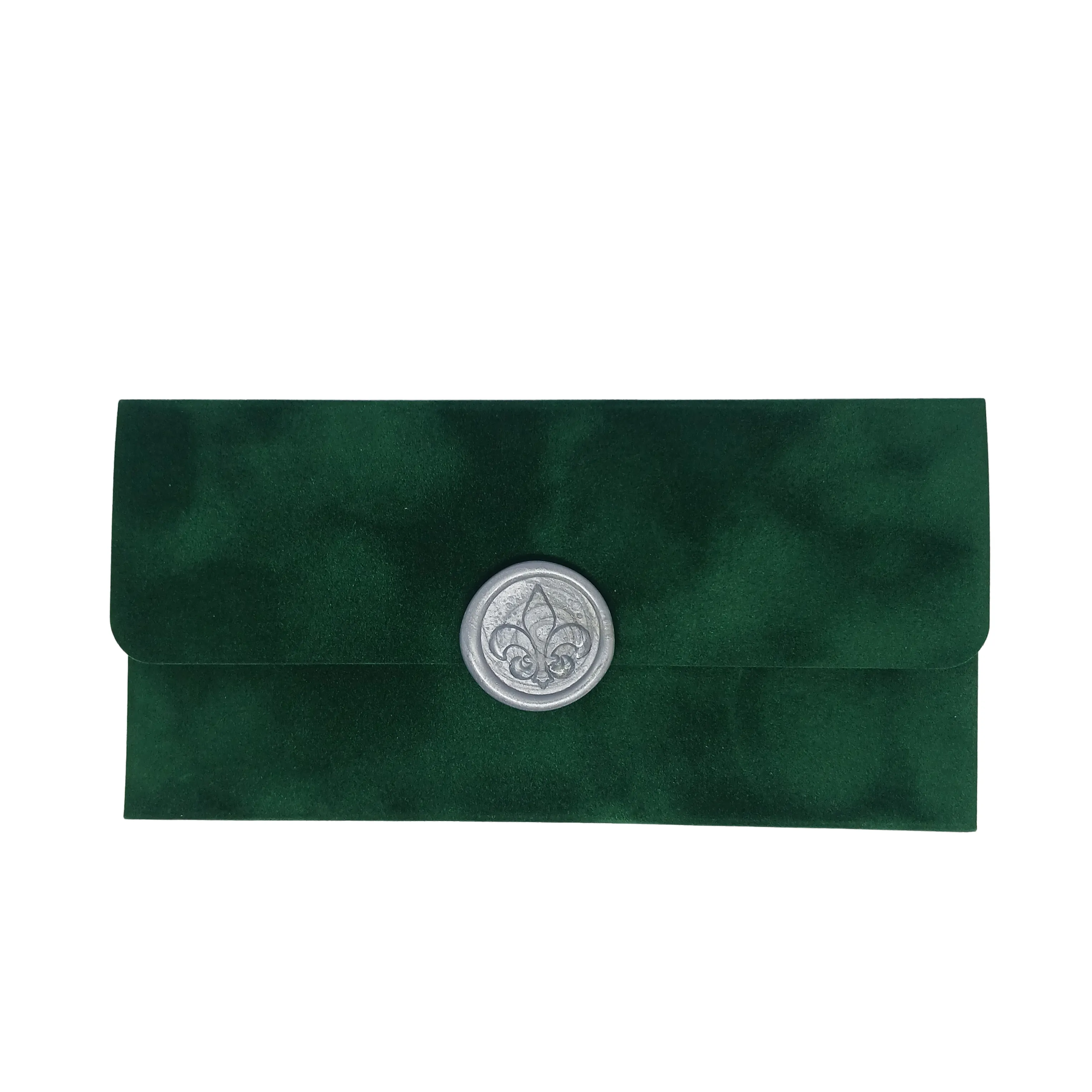 Листівка з оксамиту