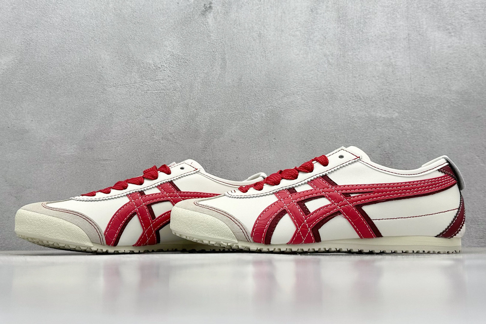Onitsuka Tiger Mexico 1183C391-100 01
