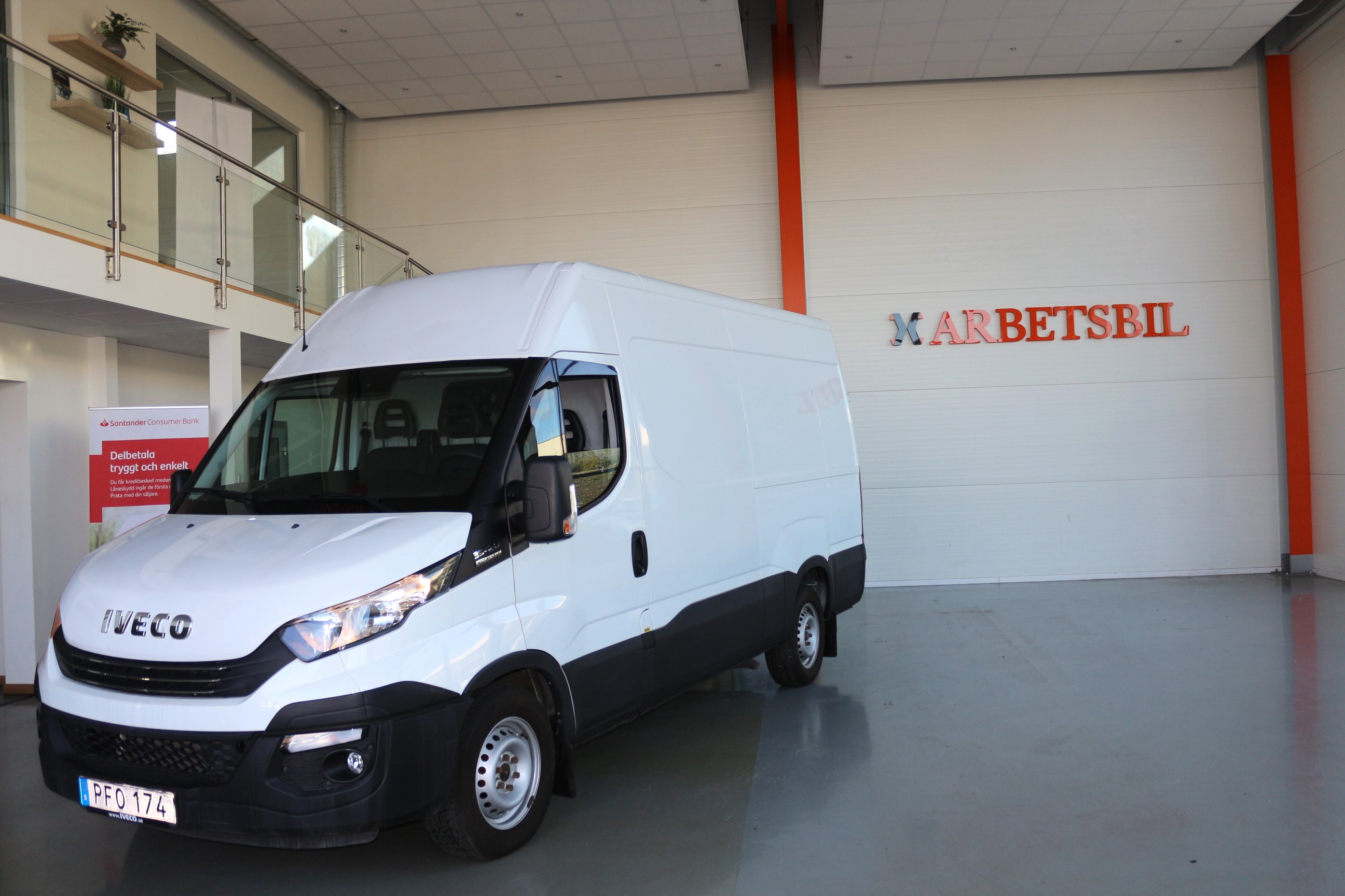 Iveco Daily 35S12 Skåpbil 2.3 JTD Hi-Matic Euro 6 116hk