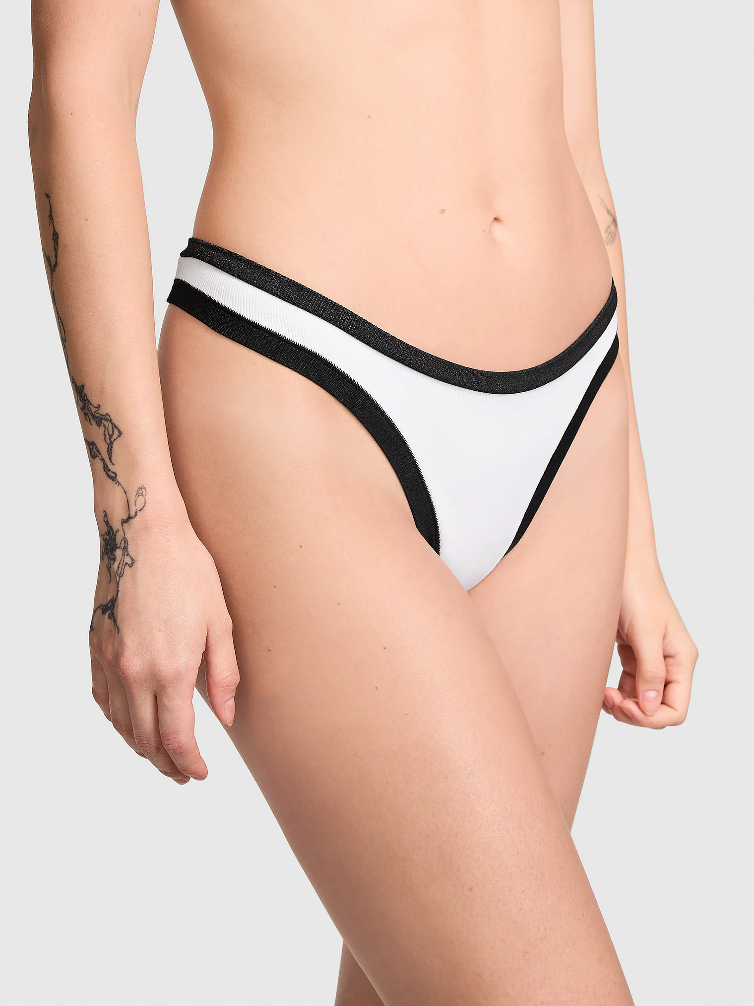 Трусики Seamless High-Leg Thong Panty Pink