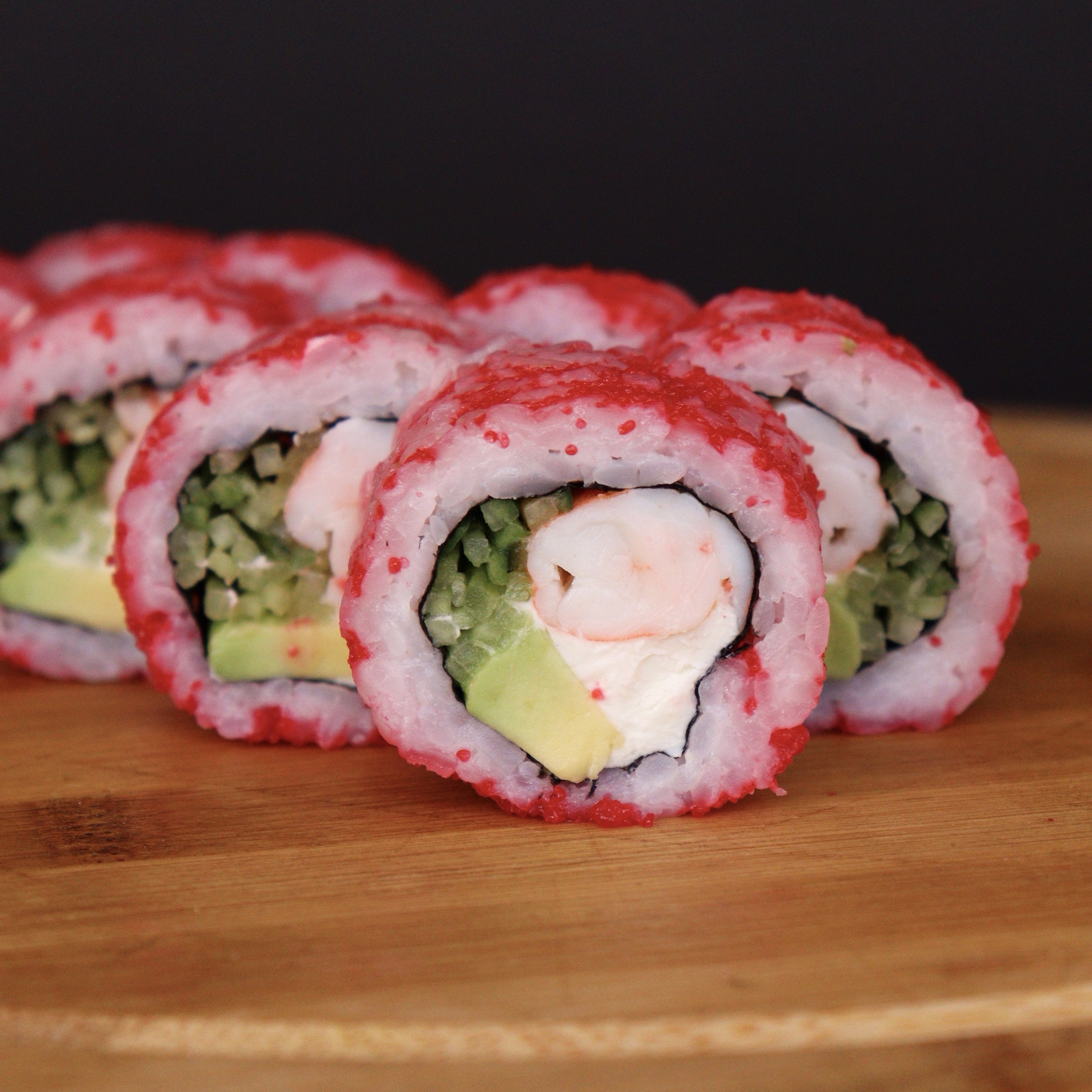 Каліфорнія з креветкою в ікрі