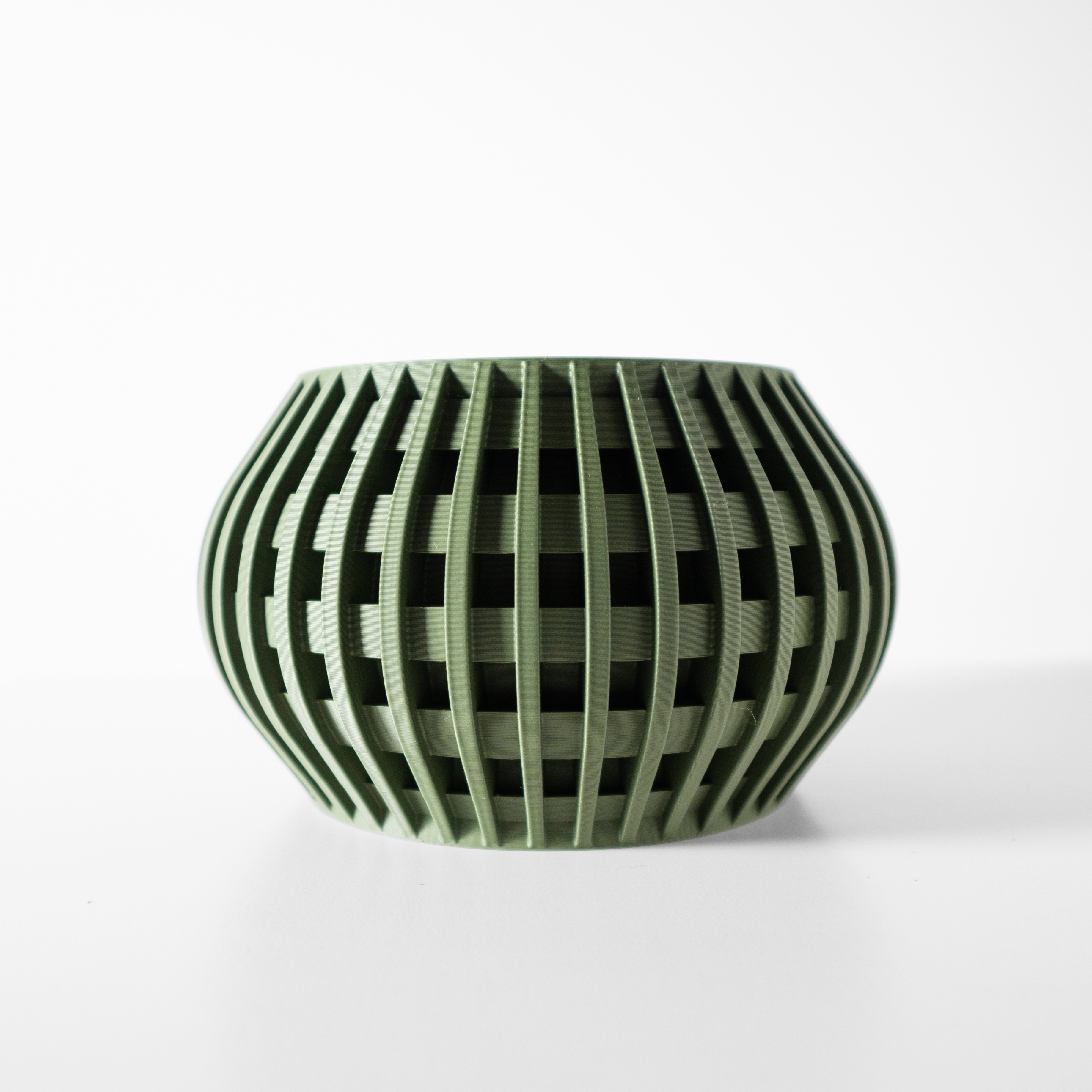 Usio Planter Pot – Functional Modern Planter