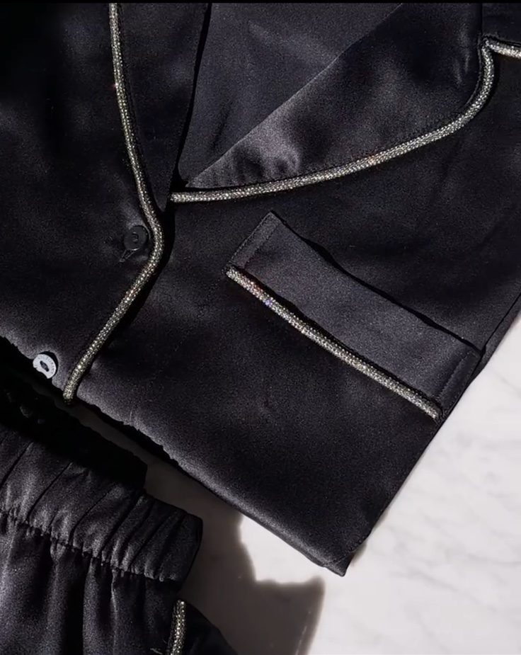 Піжама сатинова SHINE штанами , пояс декорований камінчиками