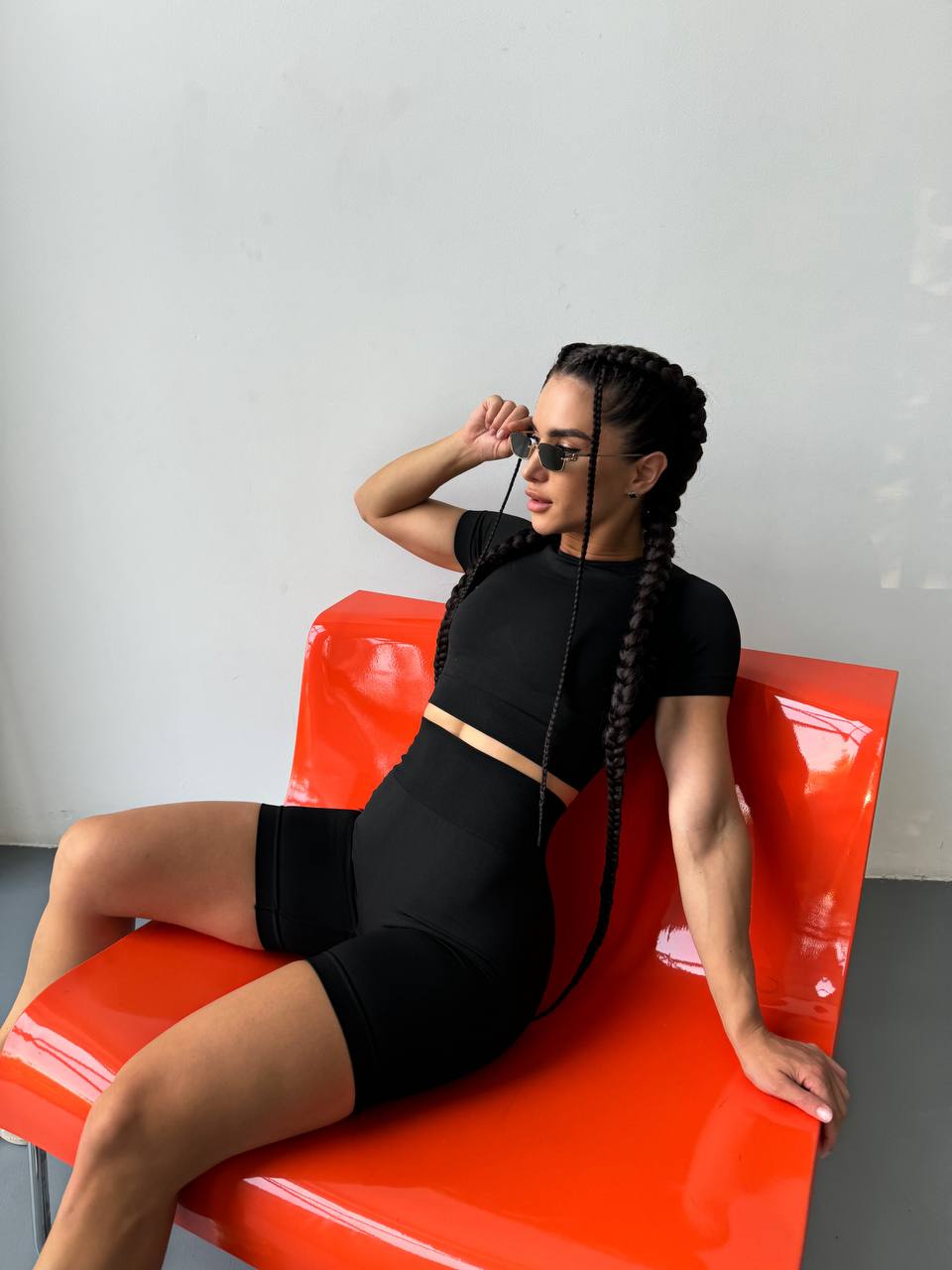 Комплект топ та вело без Пуш ап в чорному кольорі