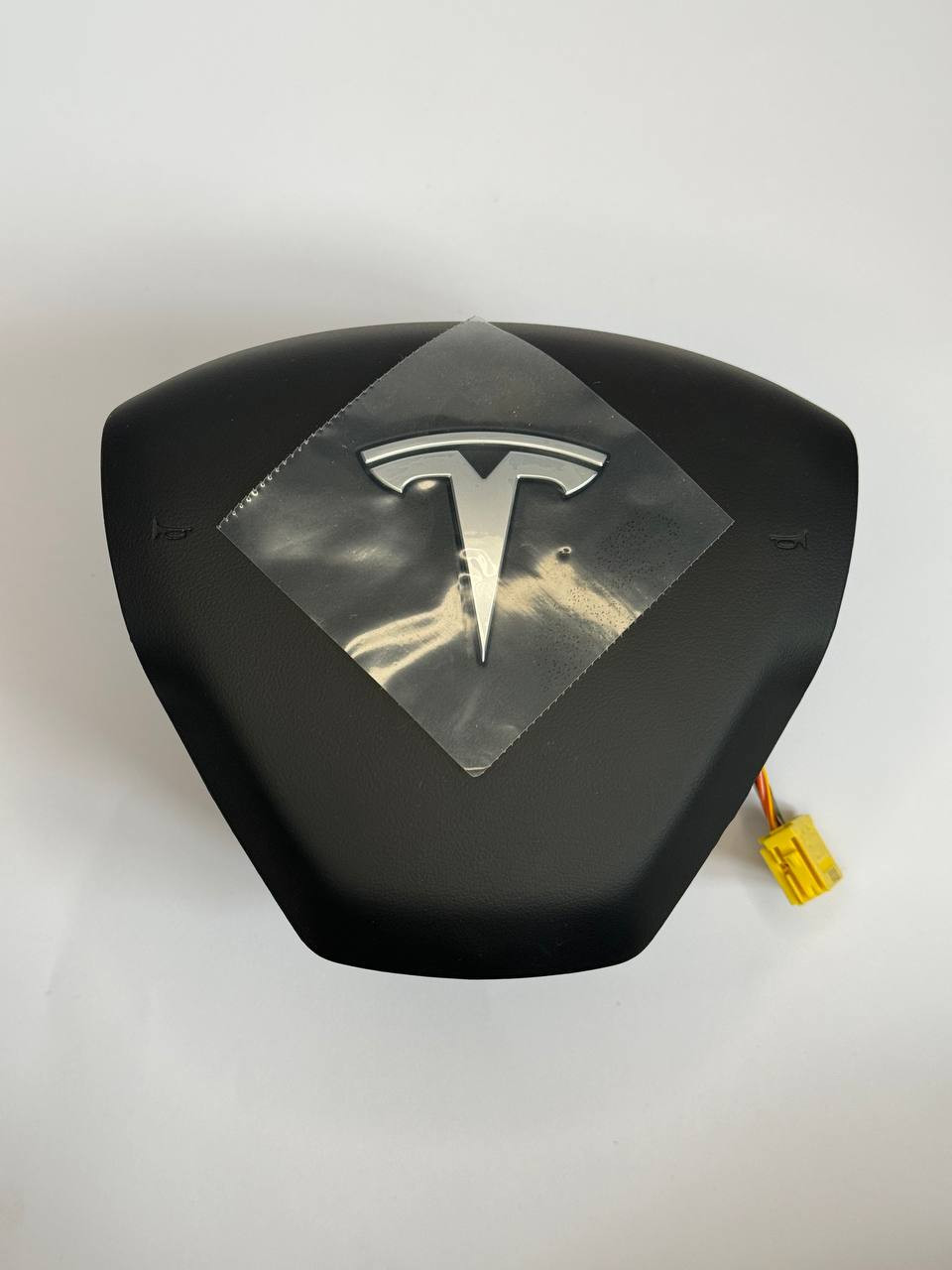 Подушка безпеки в кермо Tesla на M3/MY (сатин)