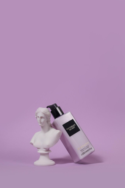 Парфумований лосьйон для тіла Victoria's Secret Scandalous Fragrance Lotion 250 мл