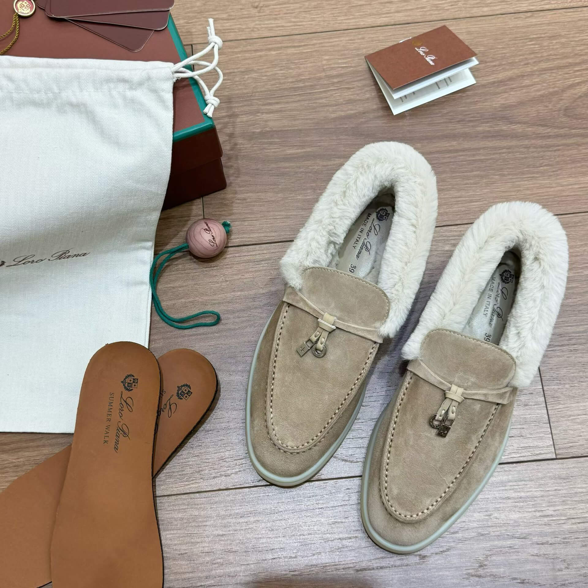 Loro Piana лофери