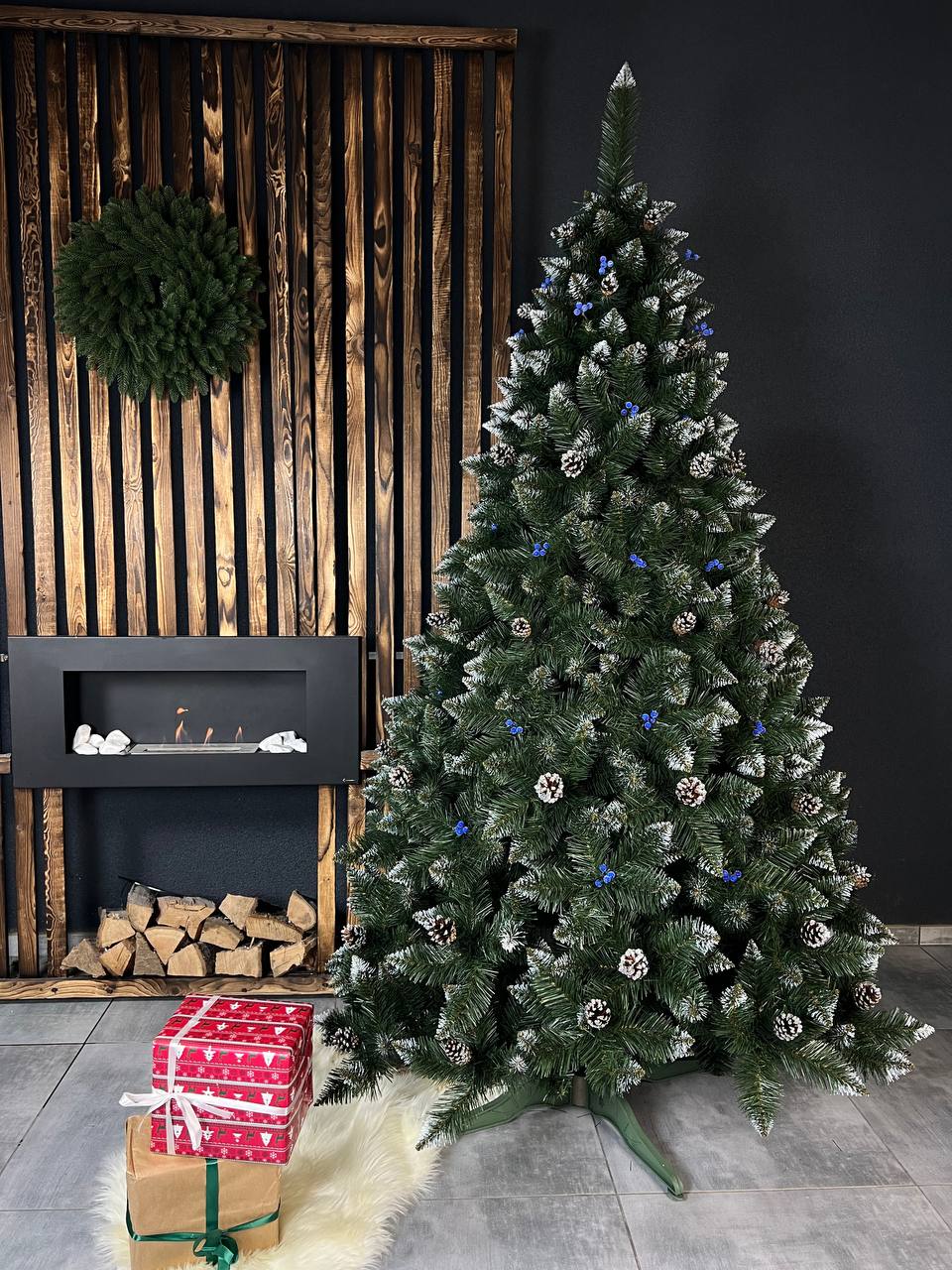 Ялинка «Елітна з шишкою + калина» СИНЯ - 2.2м.💙 (червона, золота, срібна)