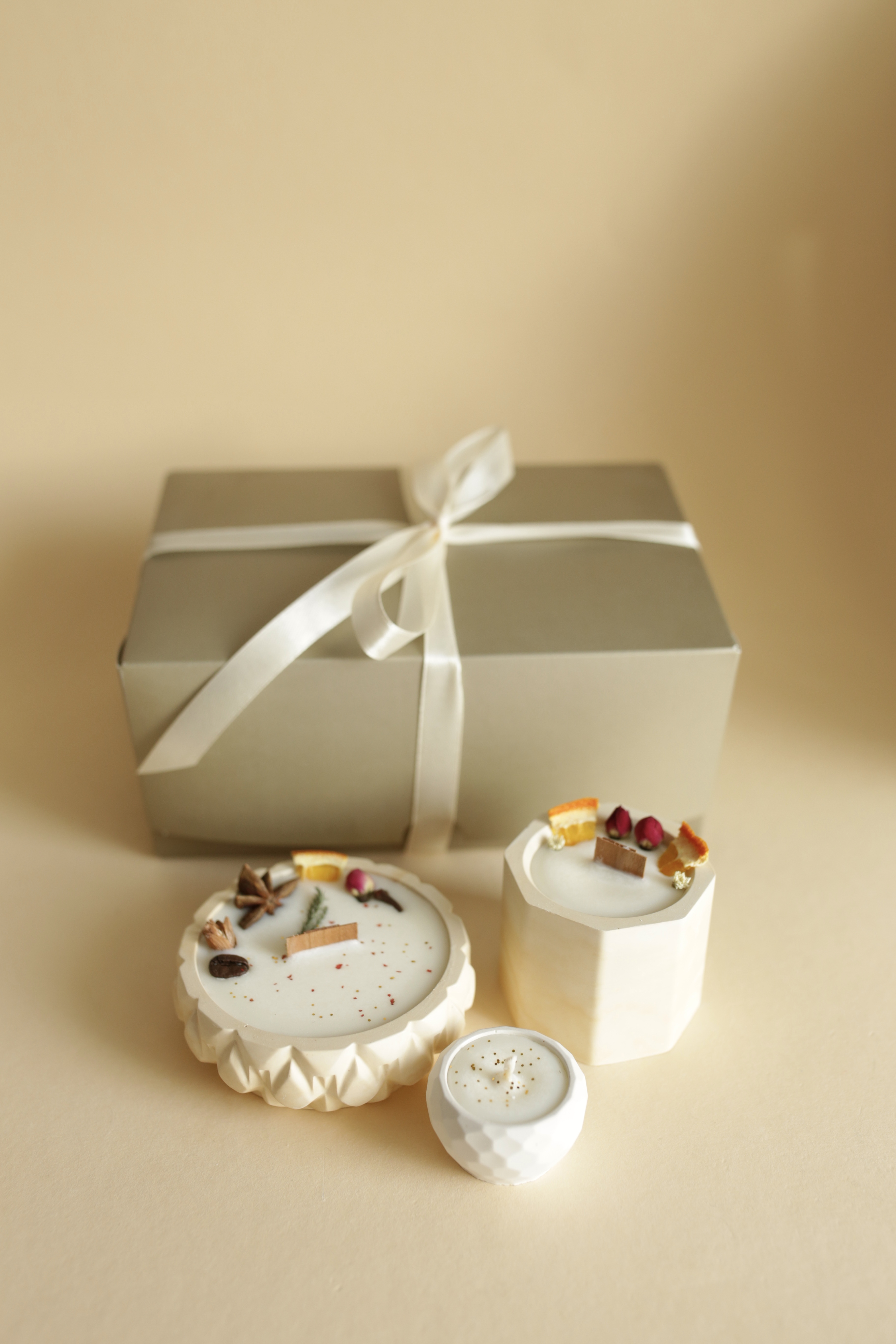 бокс № 5.5-(затишний дім+лимонне меренгове тістечко)