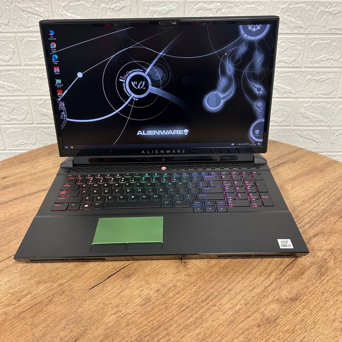 Dell Alienware Area 51M R2