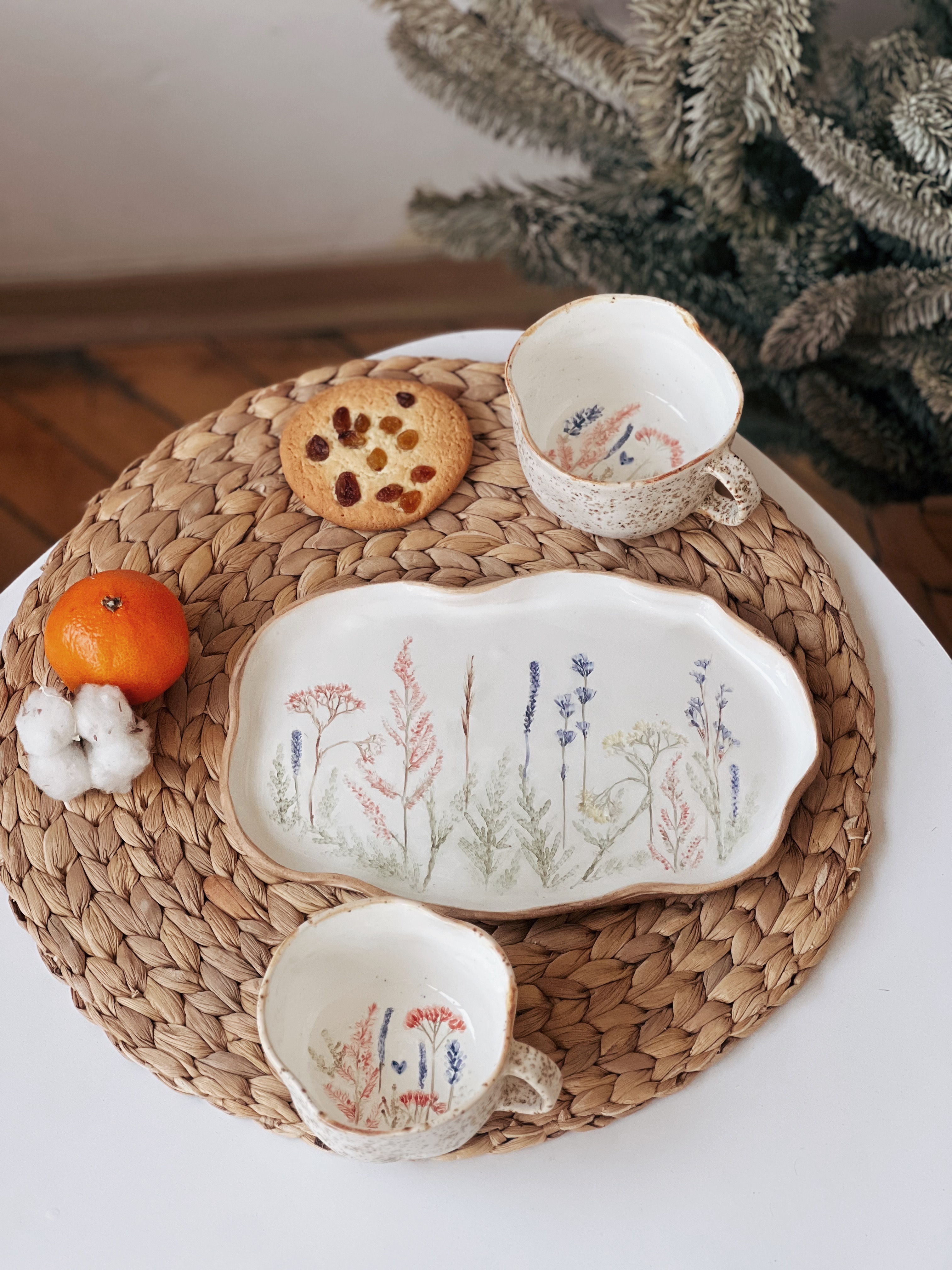 Овальна тарілочка 24,5 на 16 см