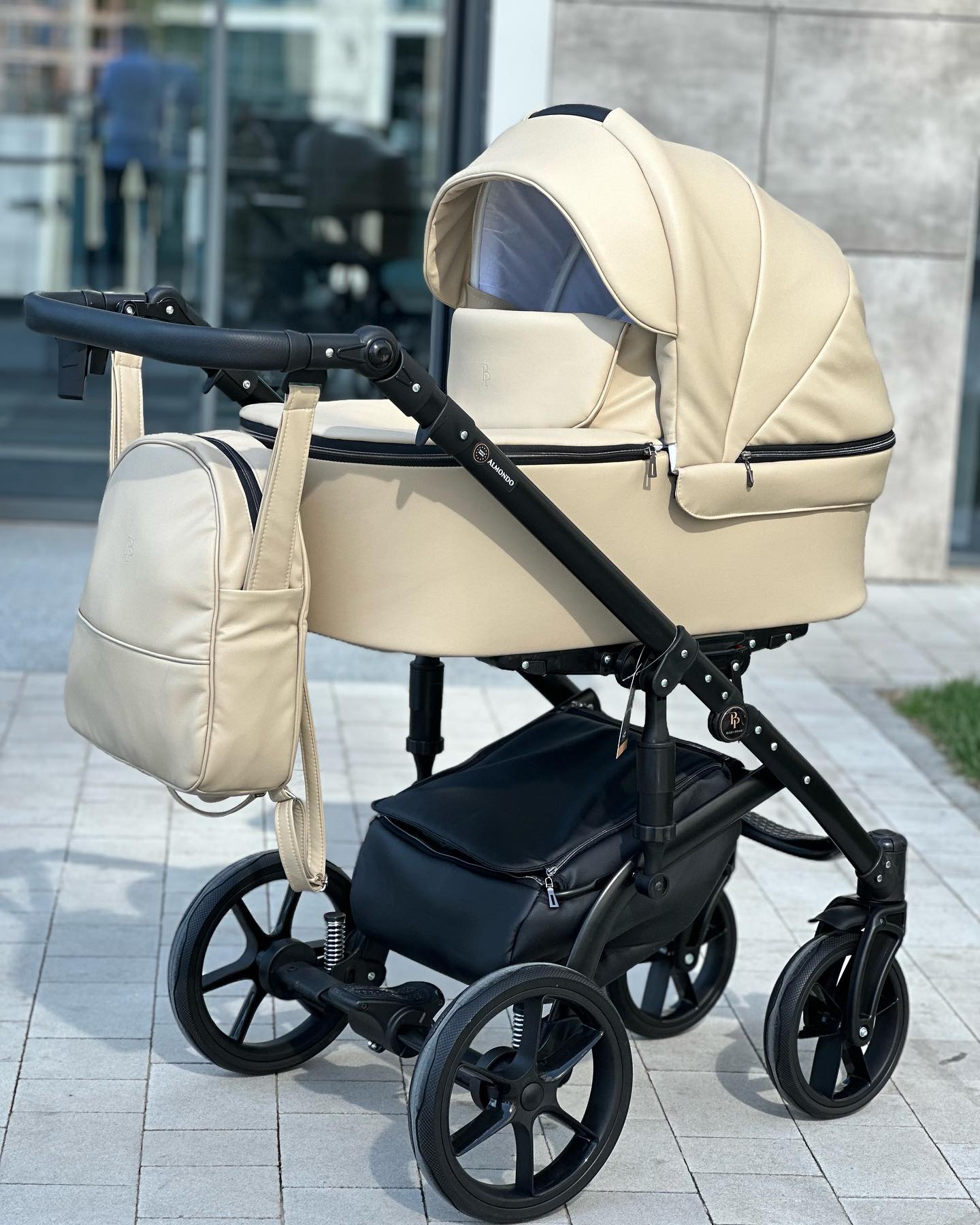 Коляска 2в1 Baby Pram Almondo