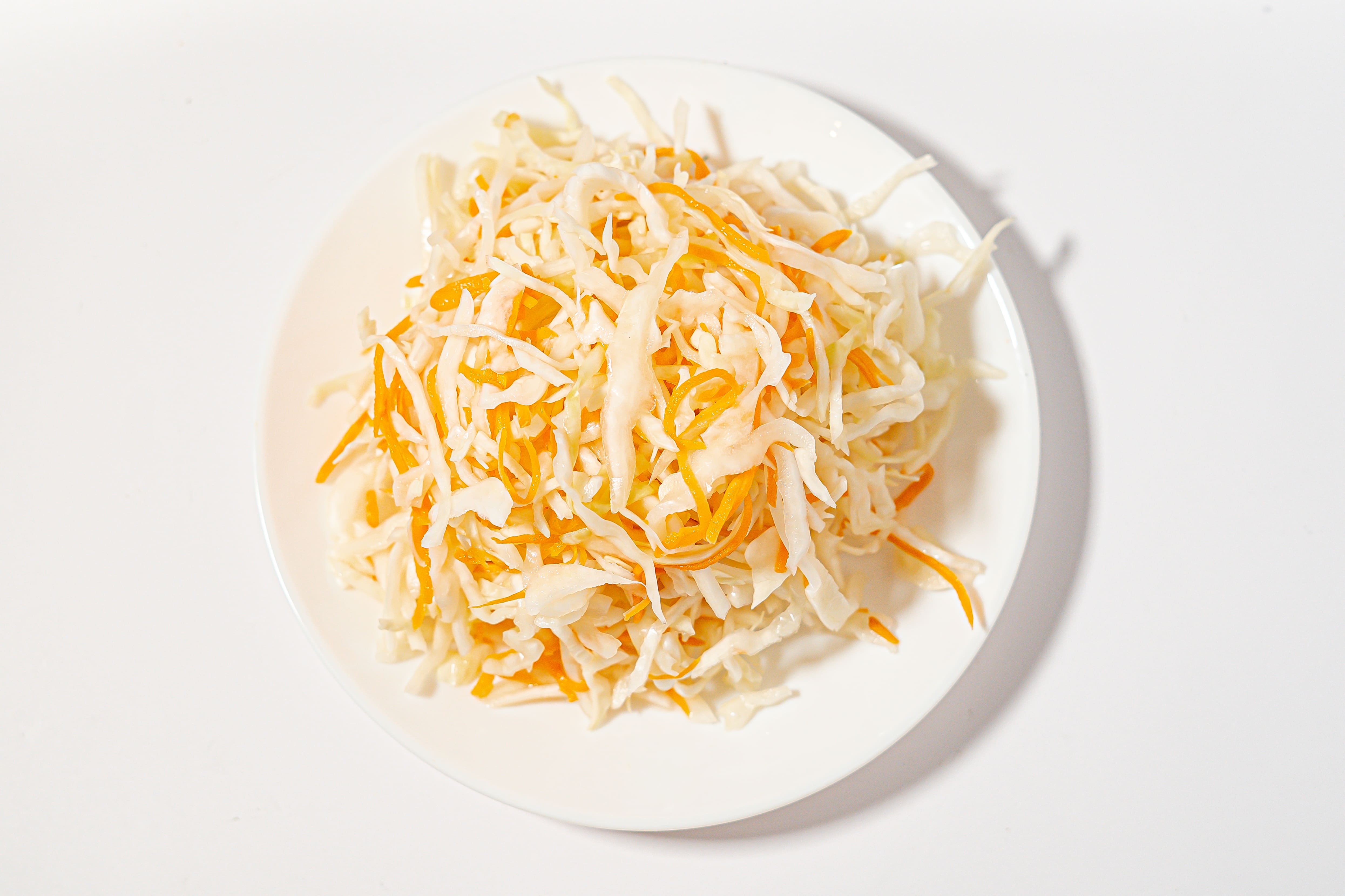 Капуста квашена з маслом та зеленню