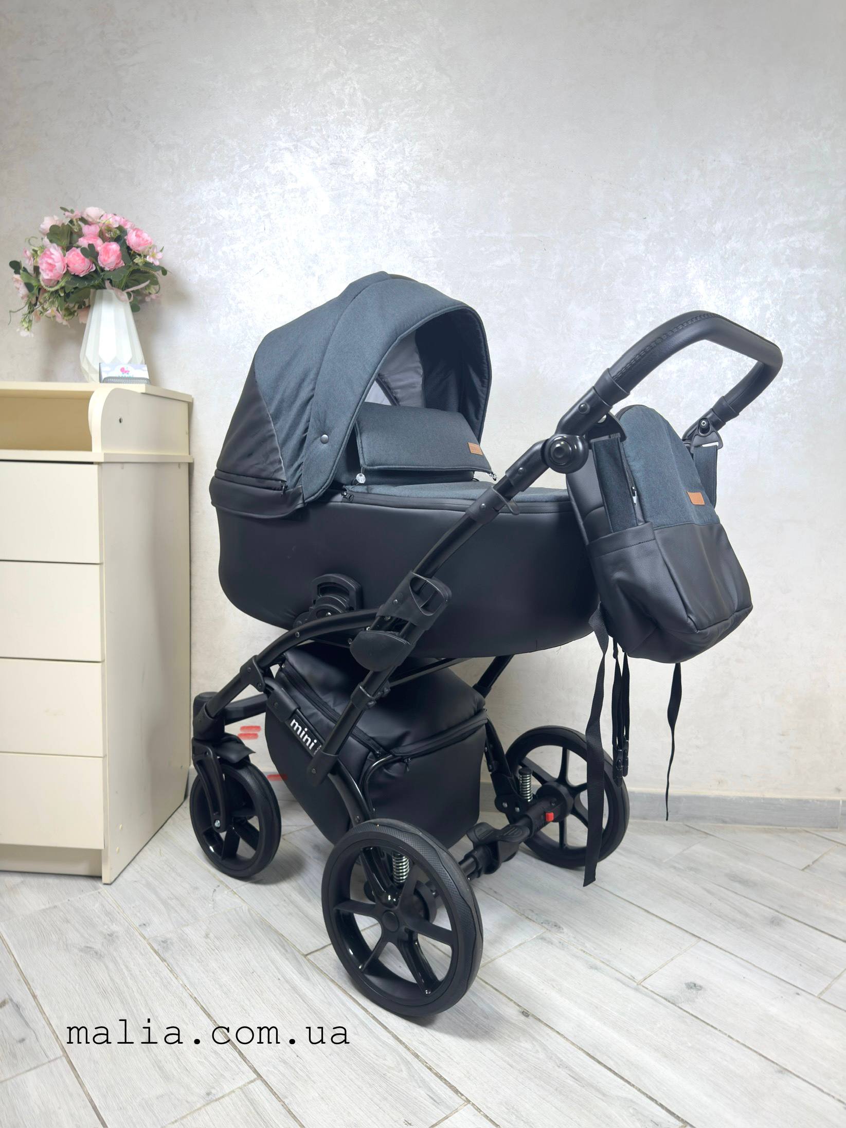 Коляска 2в1 Donatan Mini екошкіра/текстиль графіт