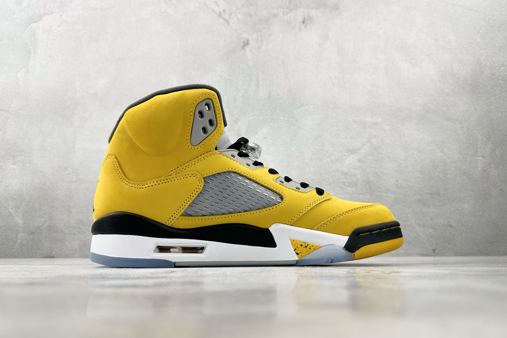 Nike Jordan Air Jordan 5 Retro  454783-701
