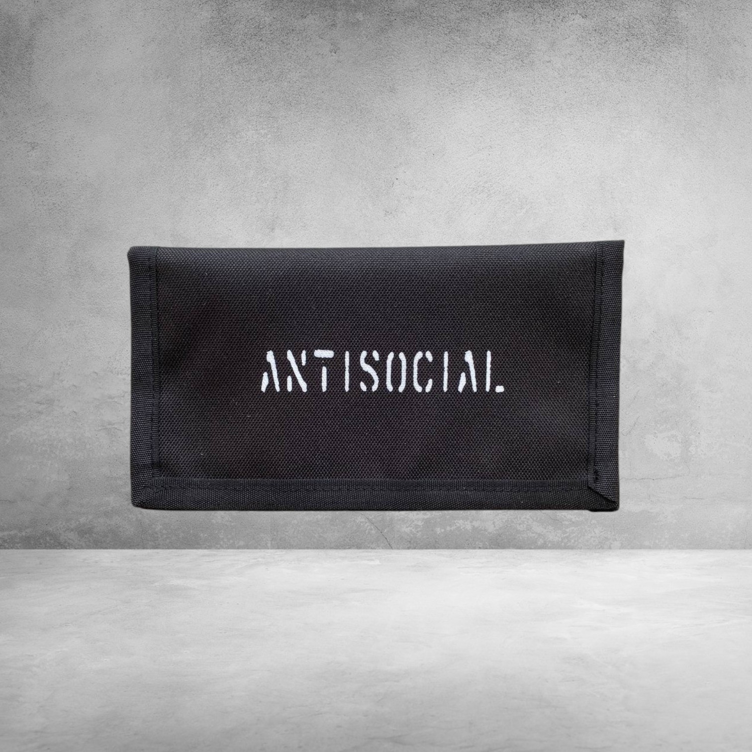 Кисет для тютюну «Antisocial» чорний