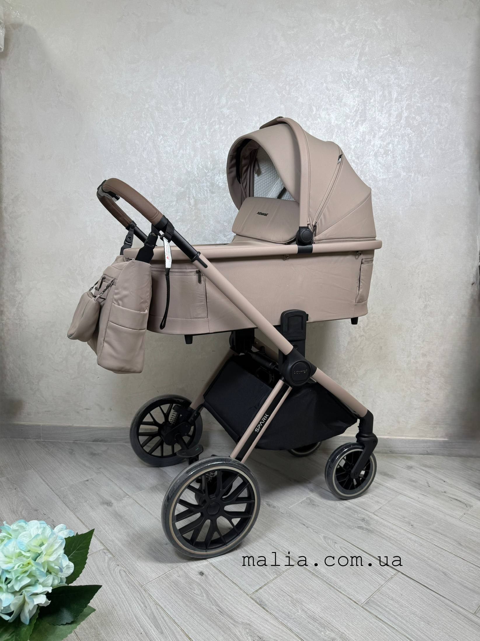 Коляска 2 в 1 Adamex Spark NATURA LATTE