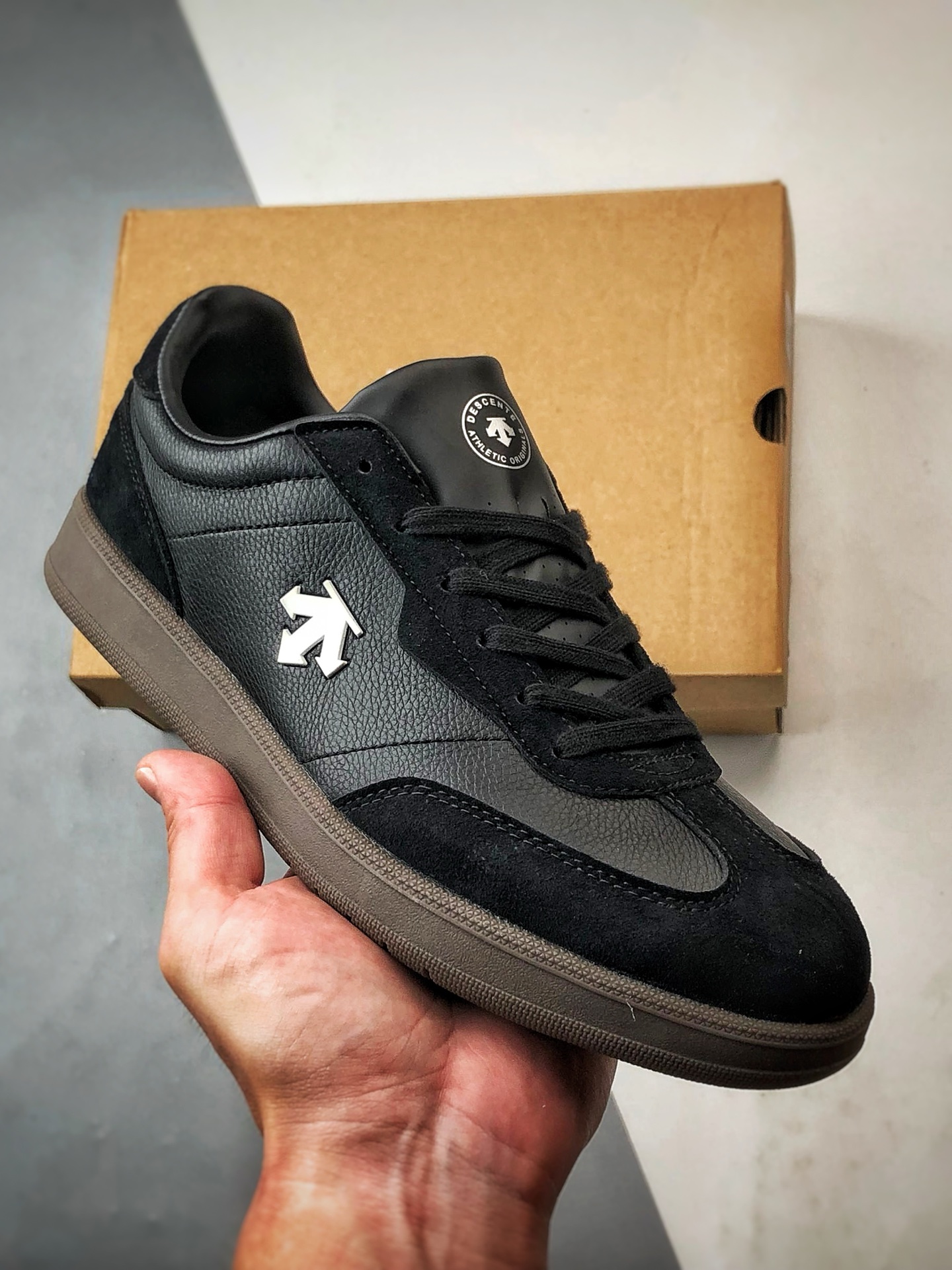 Descente Court SB  D5291LSN53-BK