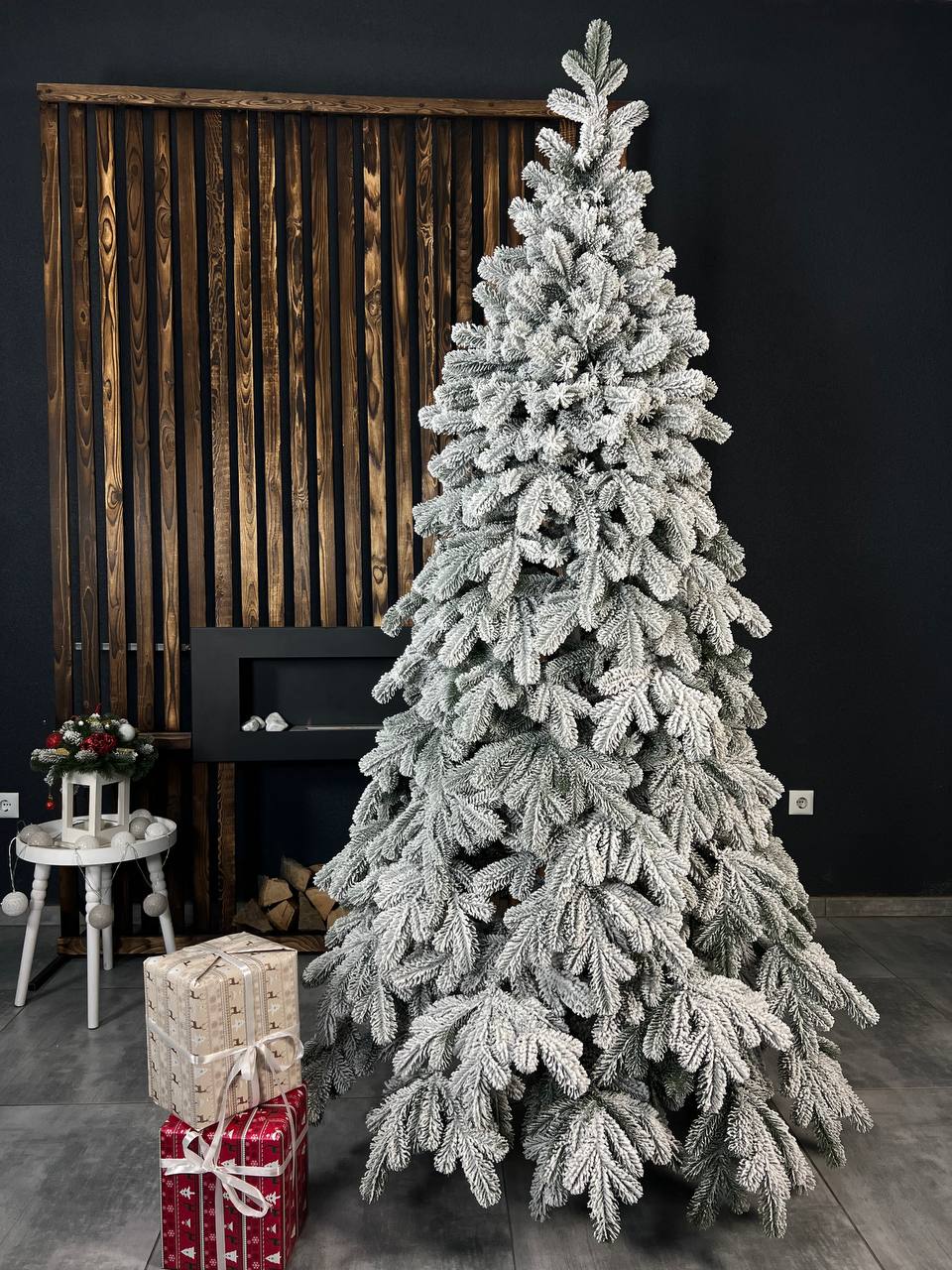Ялинка «Тріумф» засніжена - 2.1м. ❄️
