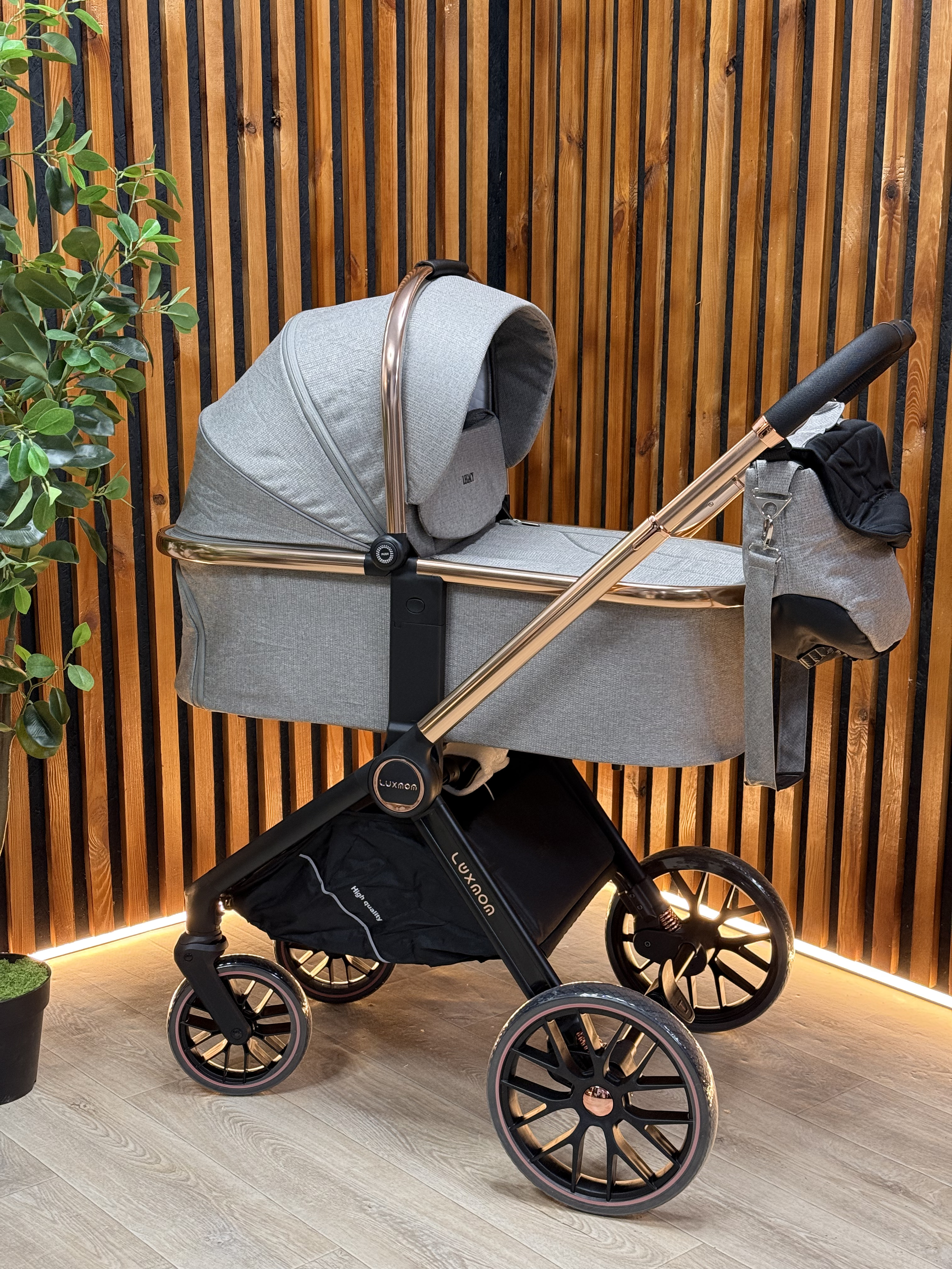 Коляска POTÉ LUXMOM 788 крем