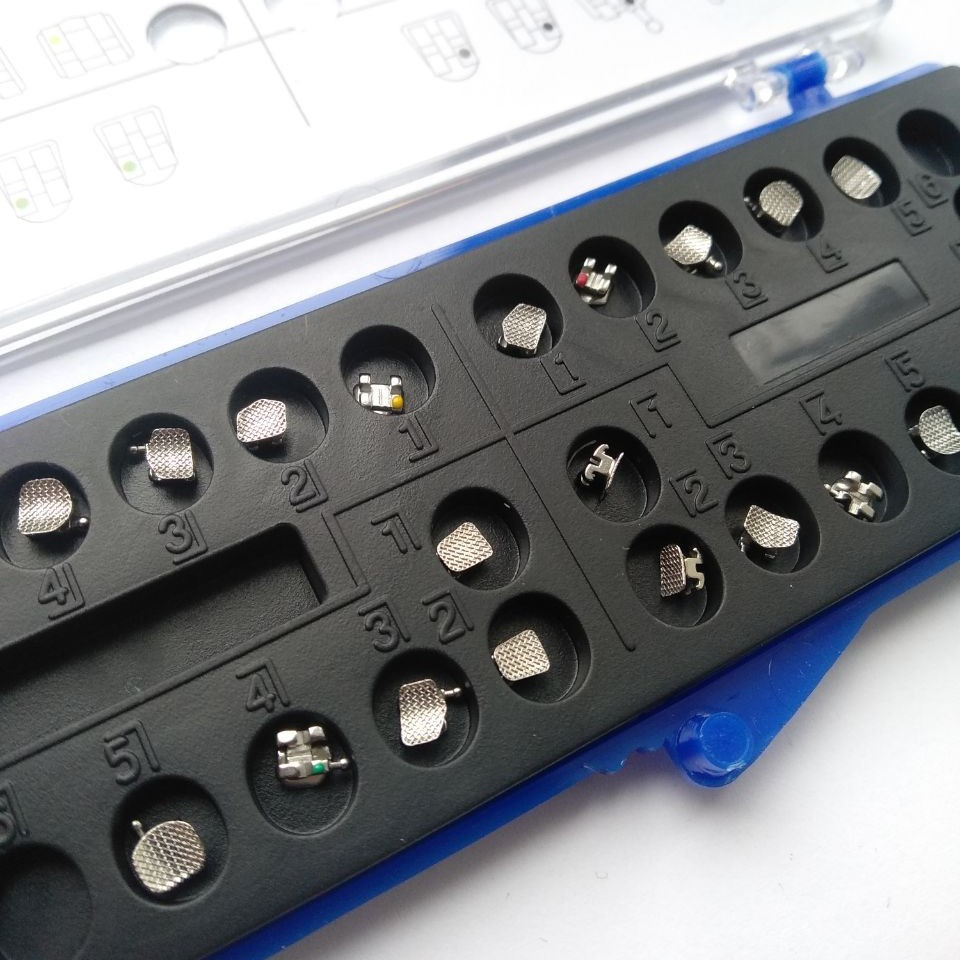 Брекети Ortho Essential Oasis Roth 022