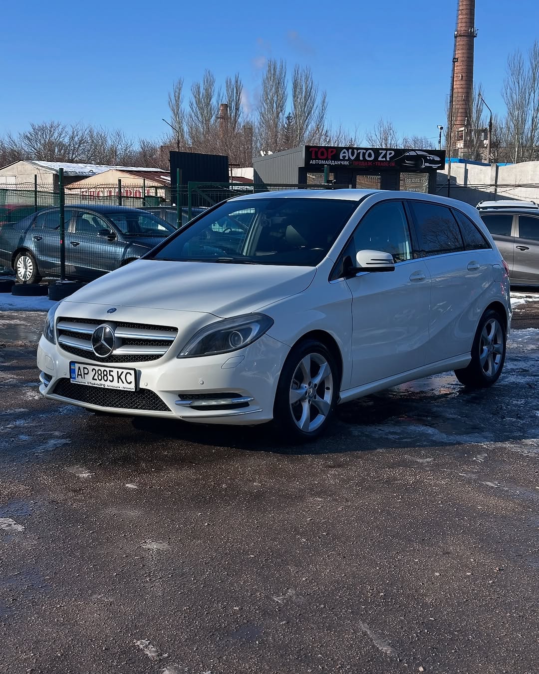 Mercedes Benz B180