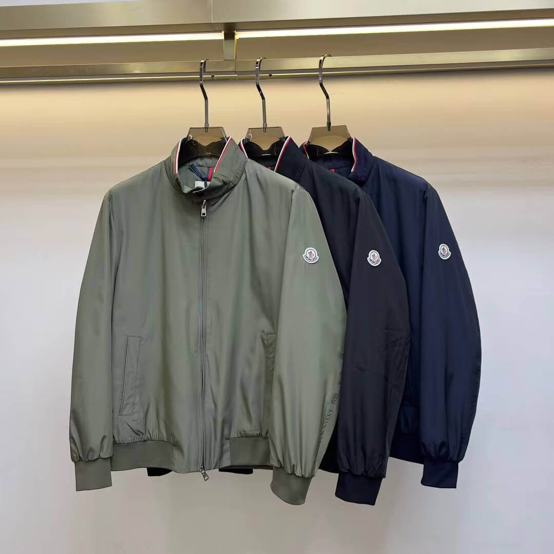 Moncler куртка