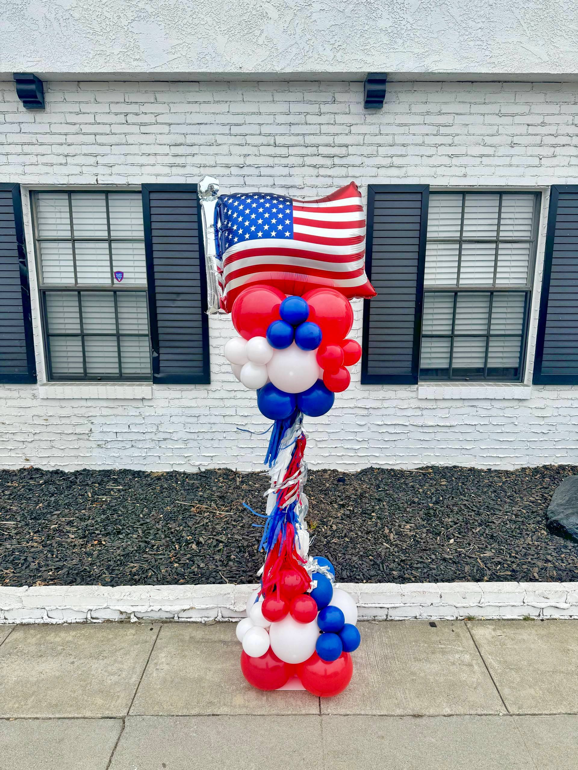 Patriotic Stars & Stripes Balloon Column