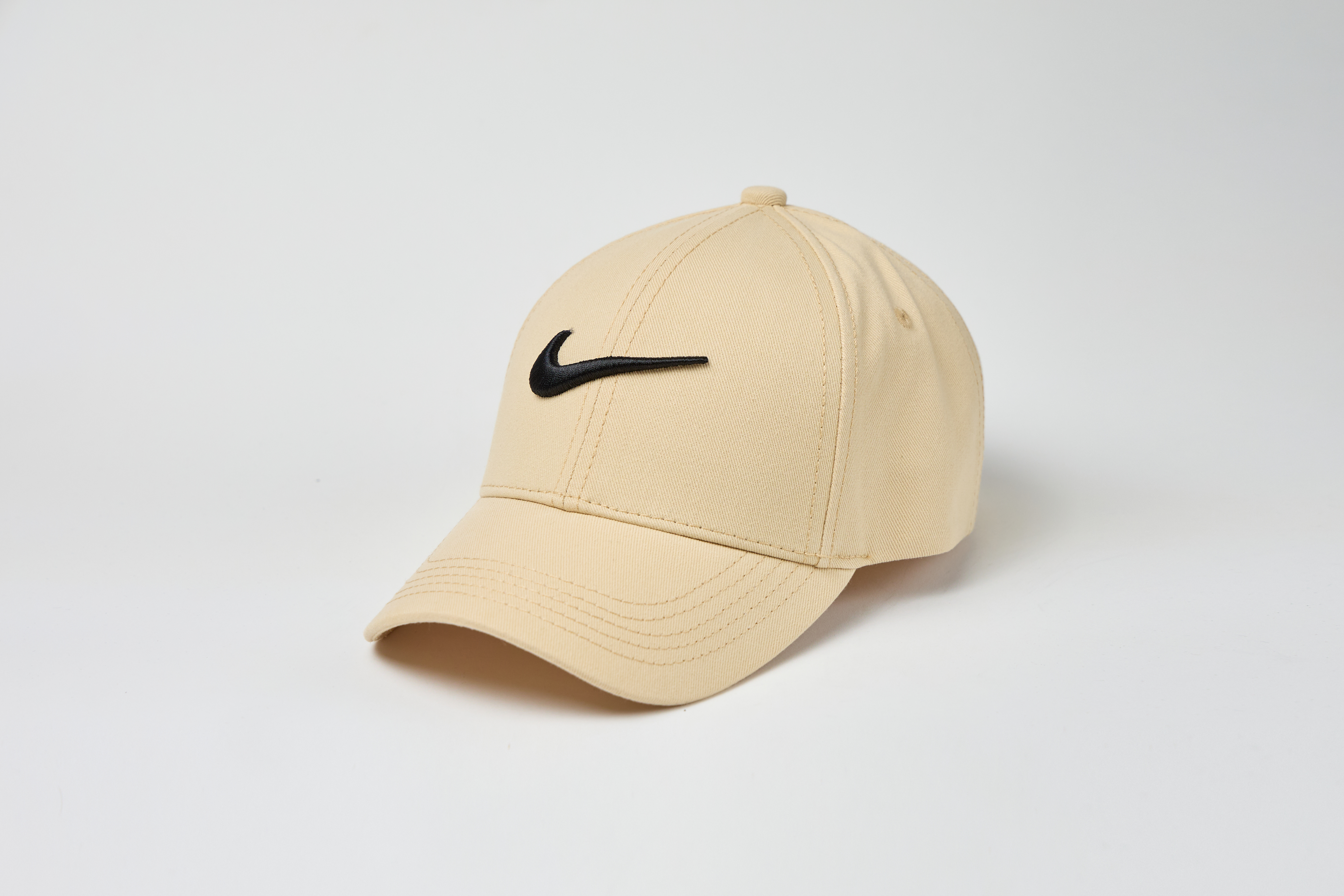 Бейсболка Бежева Вишивка Чорна Лого Найк - Nike  Копія