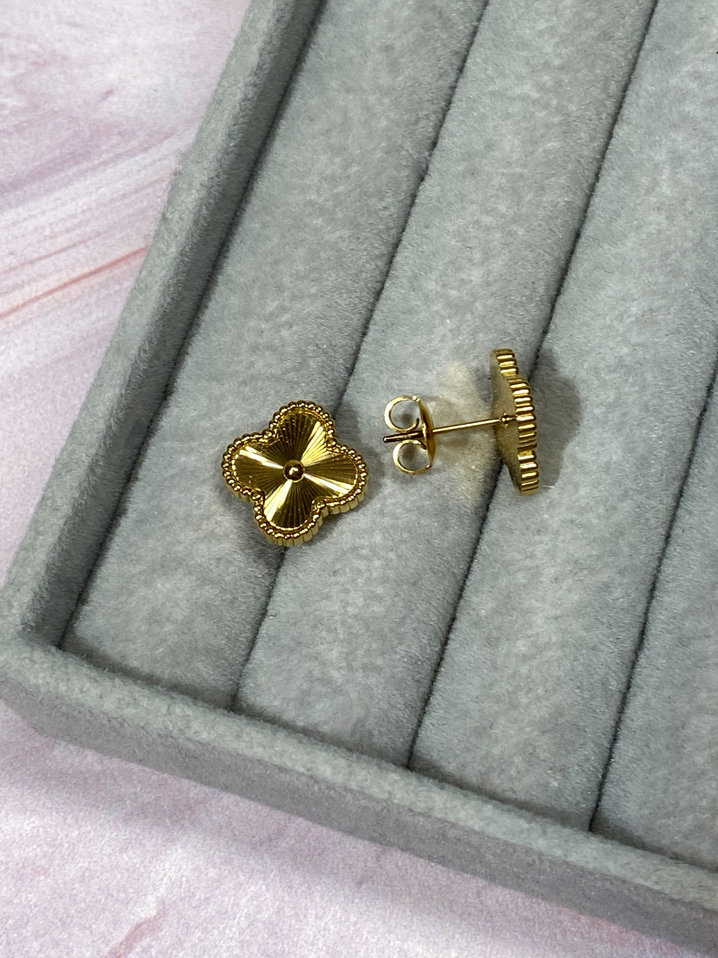 Сережки-пусети Клевер, колір лимонний