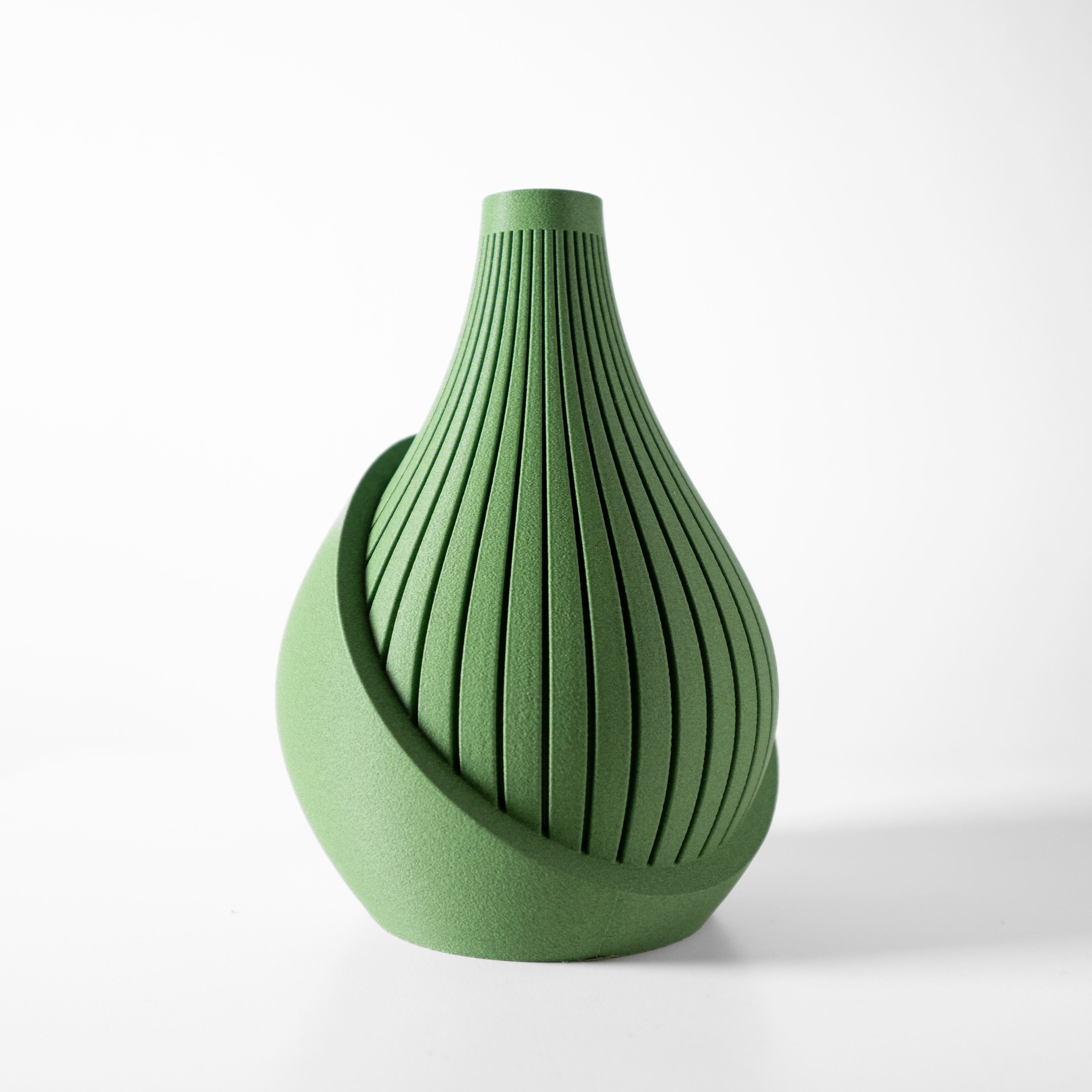 Yovi Vase – Tall Minimalist Vase