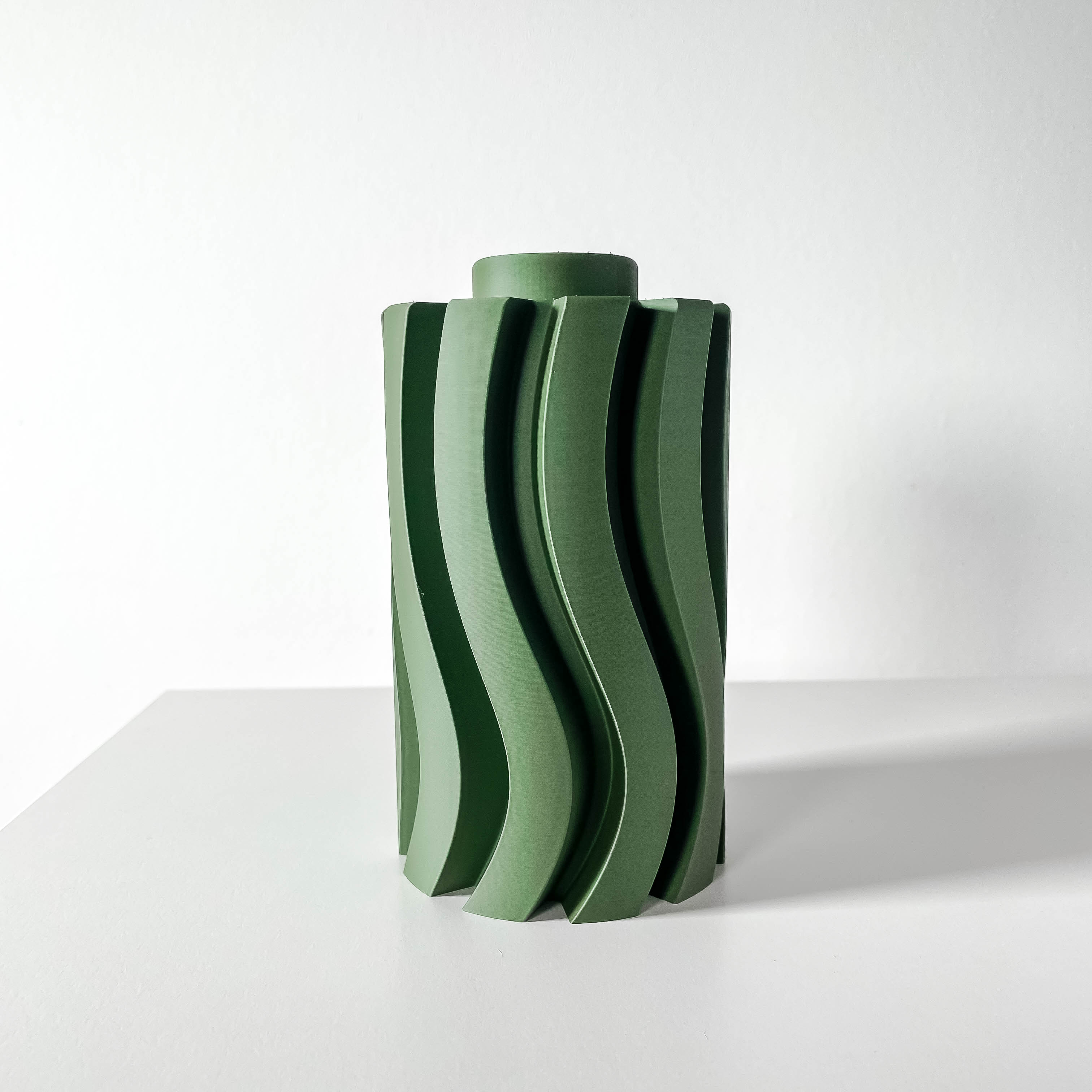 Orin Vase – Modern Tall 3D Vase