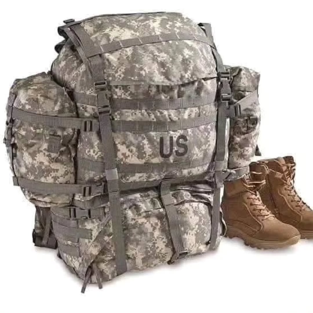 Основний рамний рюкзак Армії США "Modular Lightweight Load Carrying Equipment MOLLE II Large ACU".
