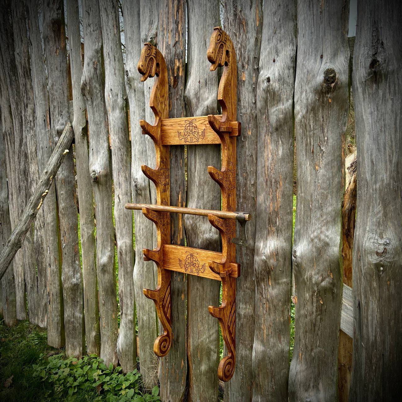 Стійка для зброї дубова на 5 предметів серія Дракони